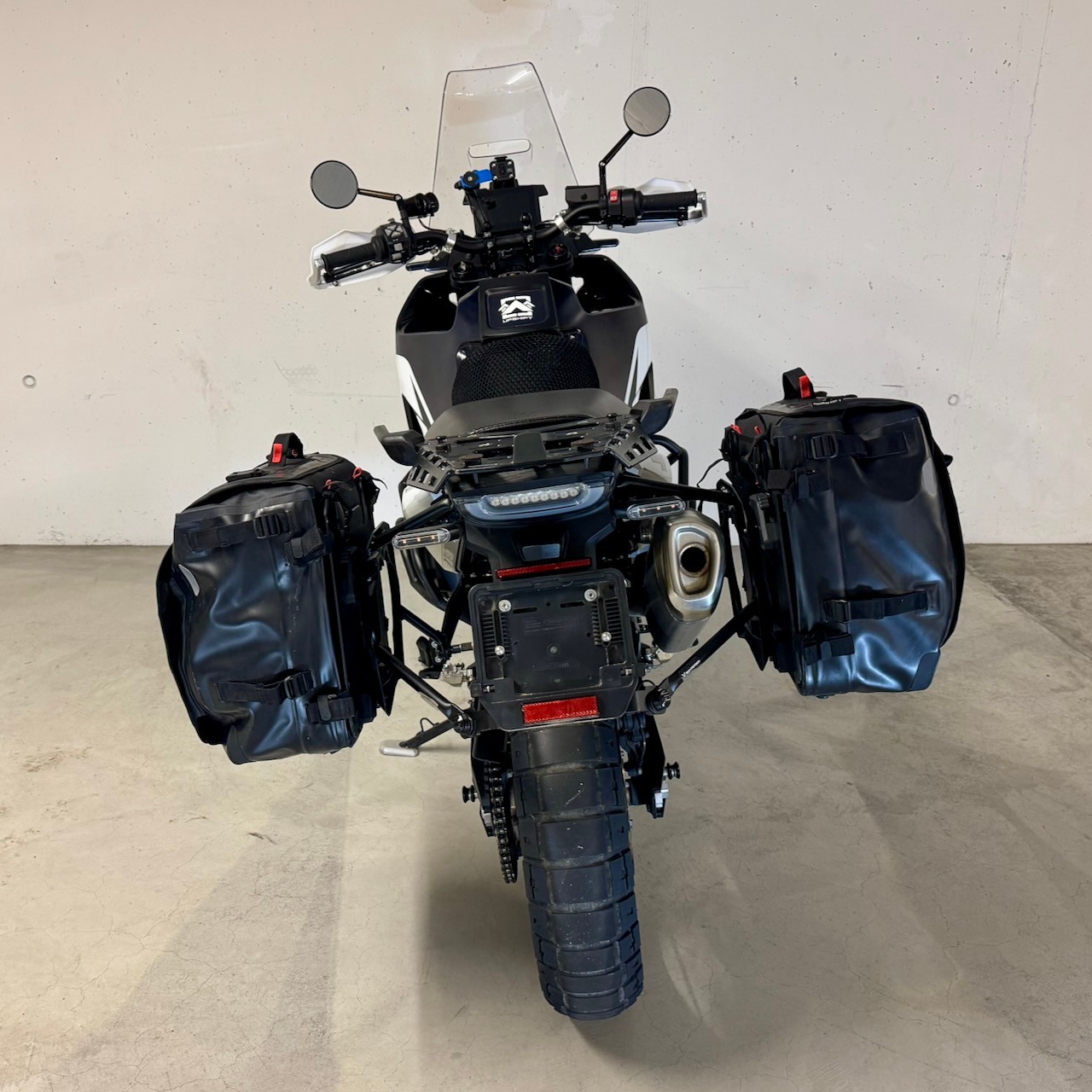 HUSQVARNA Norden 901-image-2
