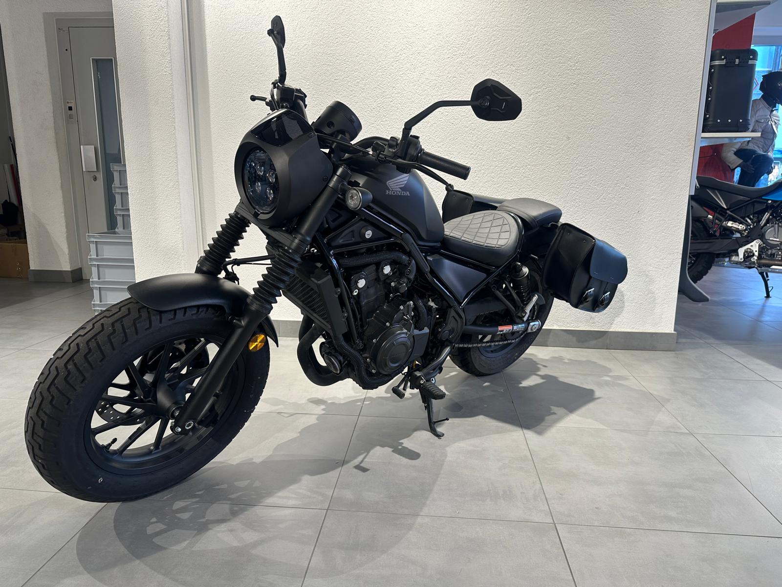HONDA CMX 500 Rebel Special Edition | Occasion | 7’600 km | Seitentaschen-image-6