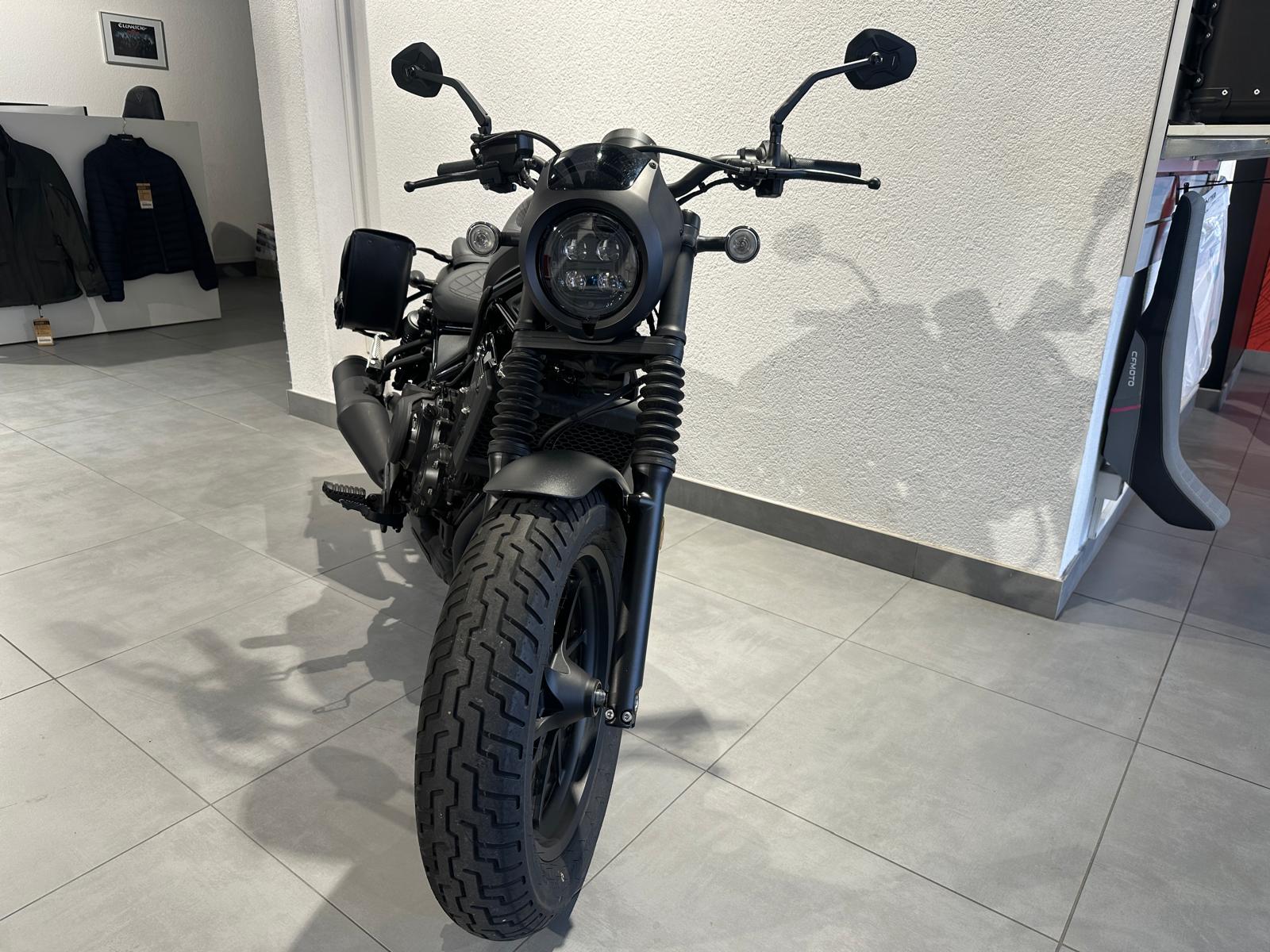 HONDA CMX 500 Rebel Special Edition | Occasion | 7’600 km | Seitentaschen-image-7