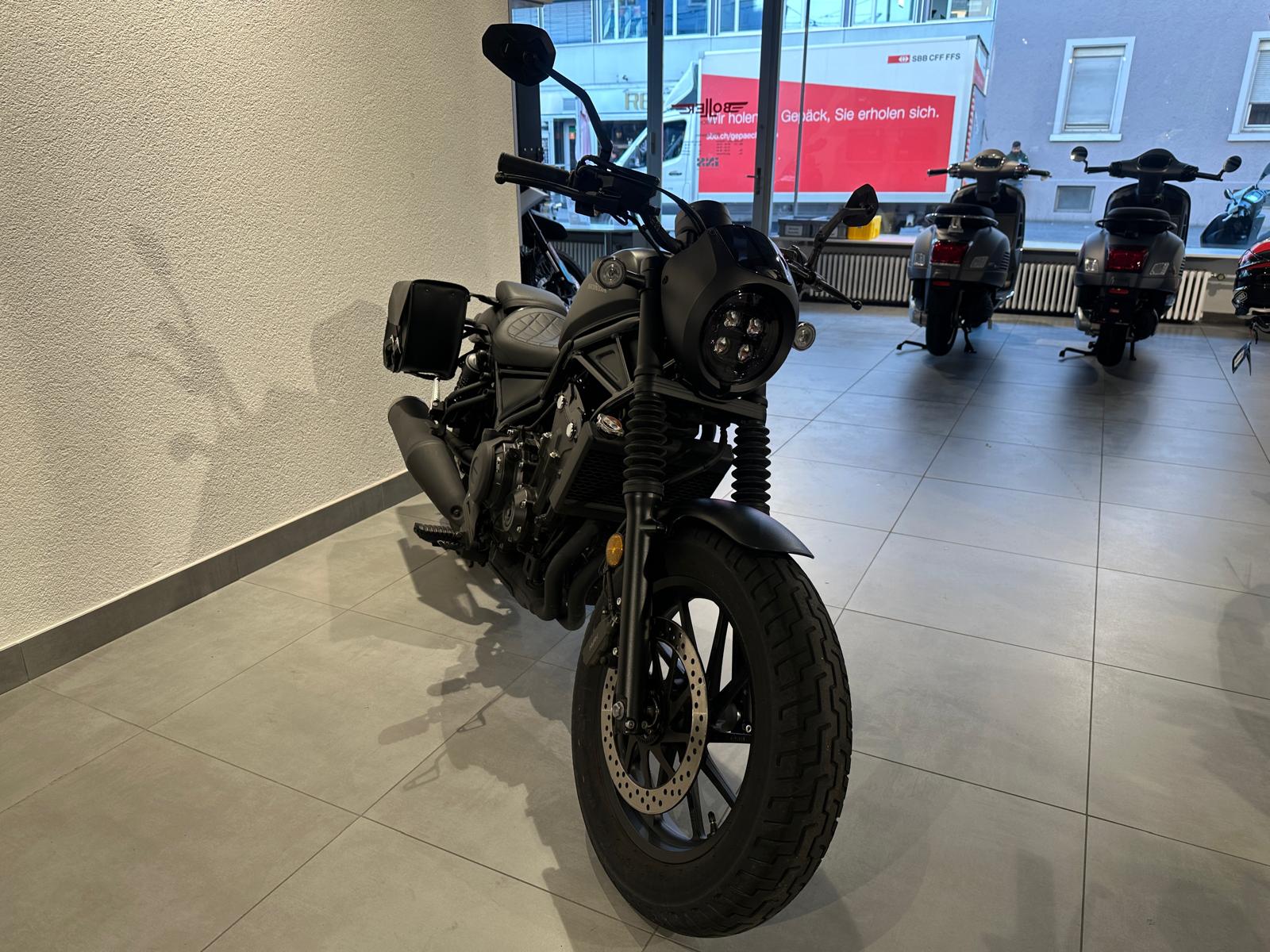 HONDA CMX 500 Rebel Special Edition | Occasion | 7’600 km | Seitentaschen-image-11