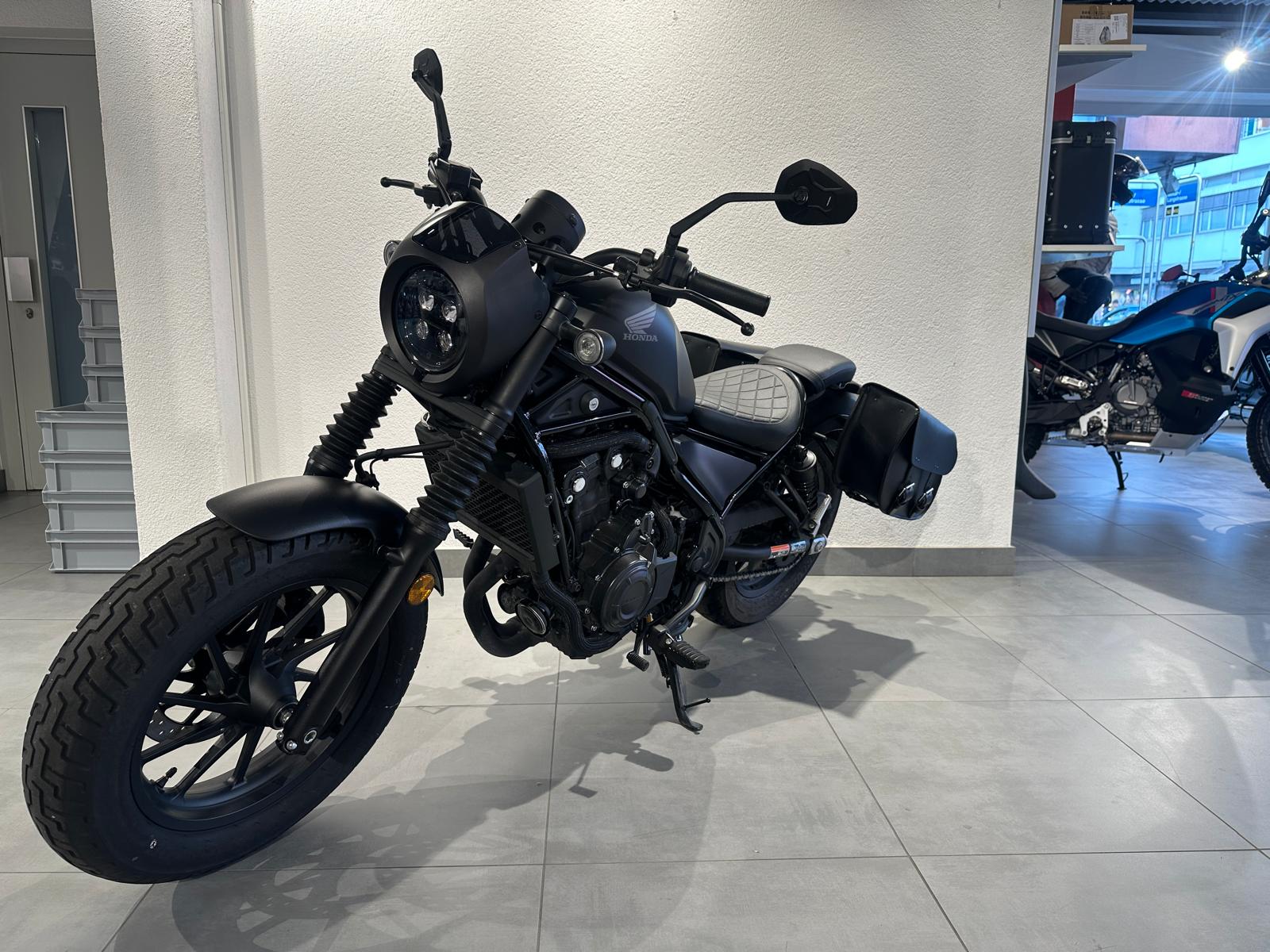 HONDA CMX 500 Rebel Special Edition | Occasion | 7’600 km | Seitentaschen-image-9