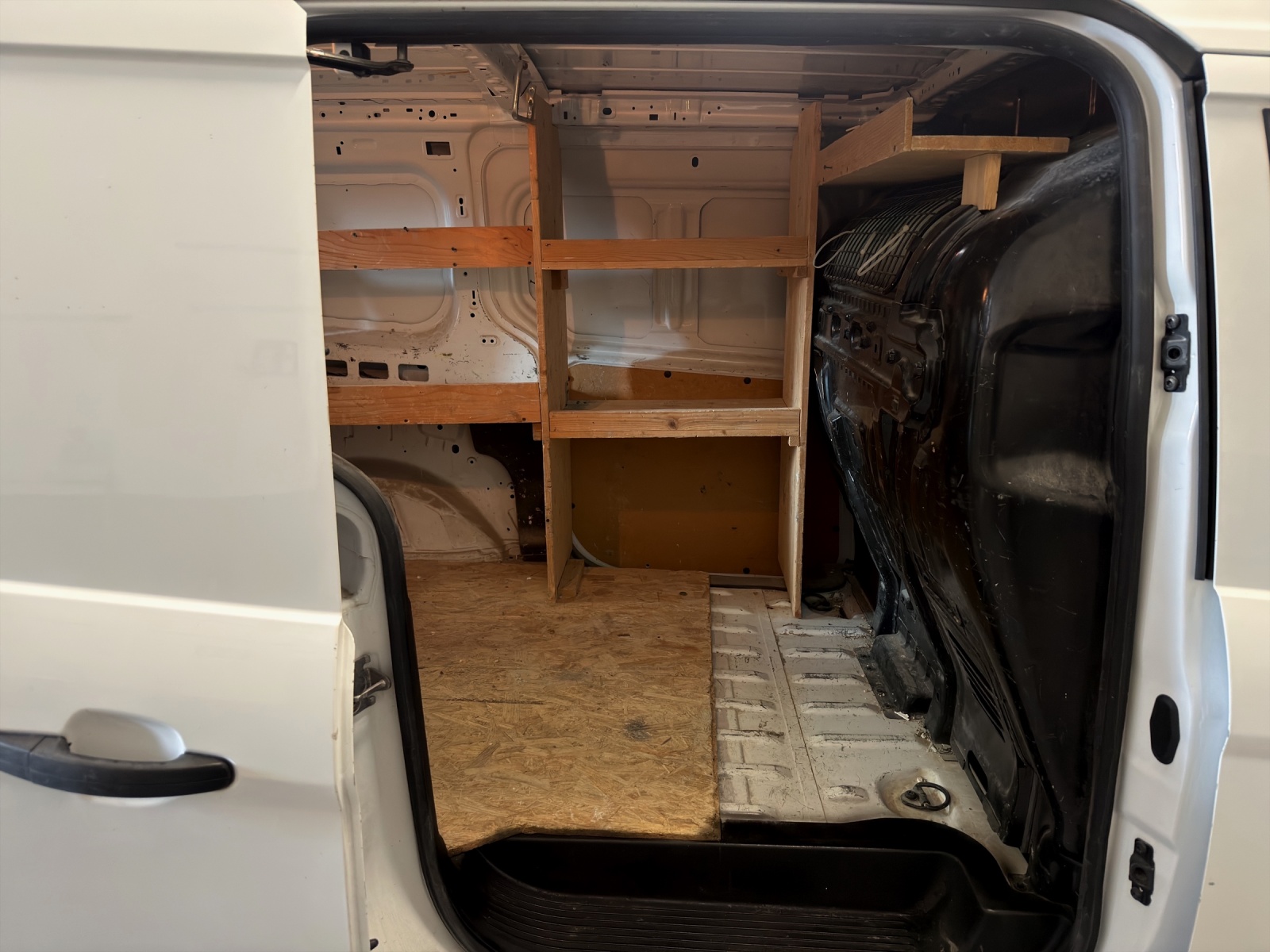 FORD Transit Connect Van T220 DCIV 1.6 TDCi Trend-image-13