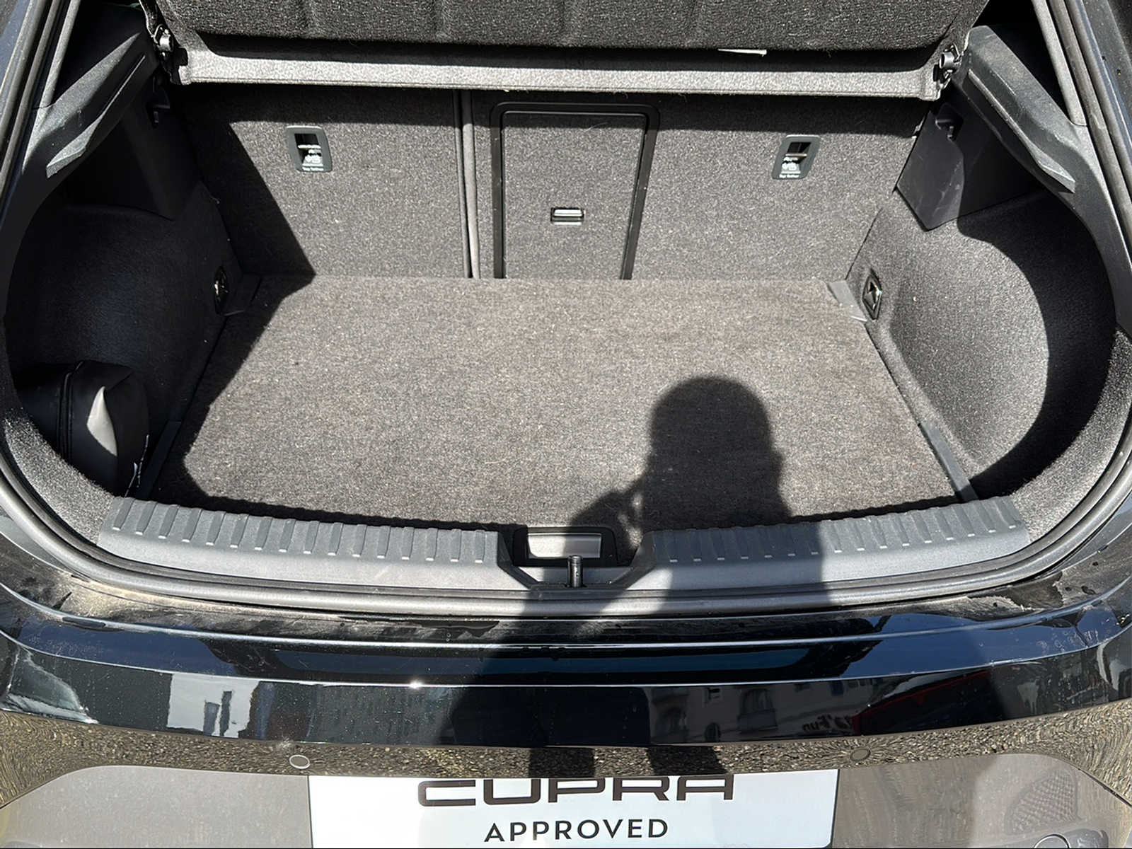 CUPRA LEON 1.5 TSI DSG-image-9