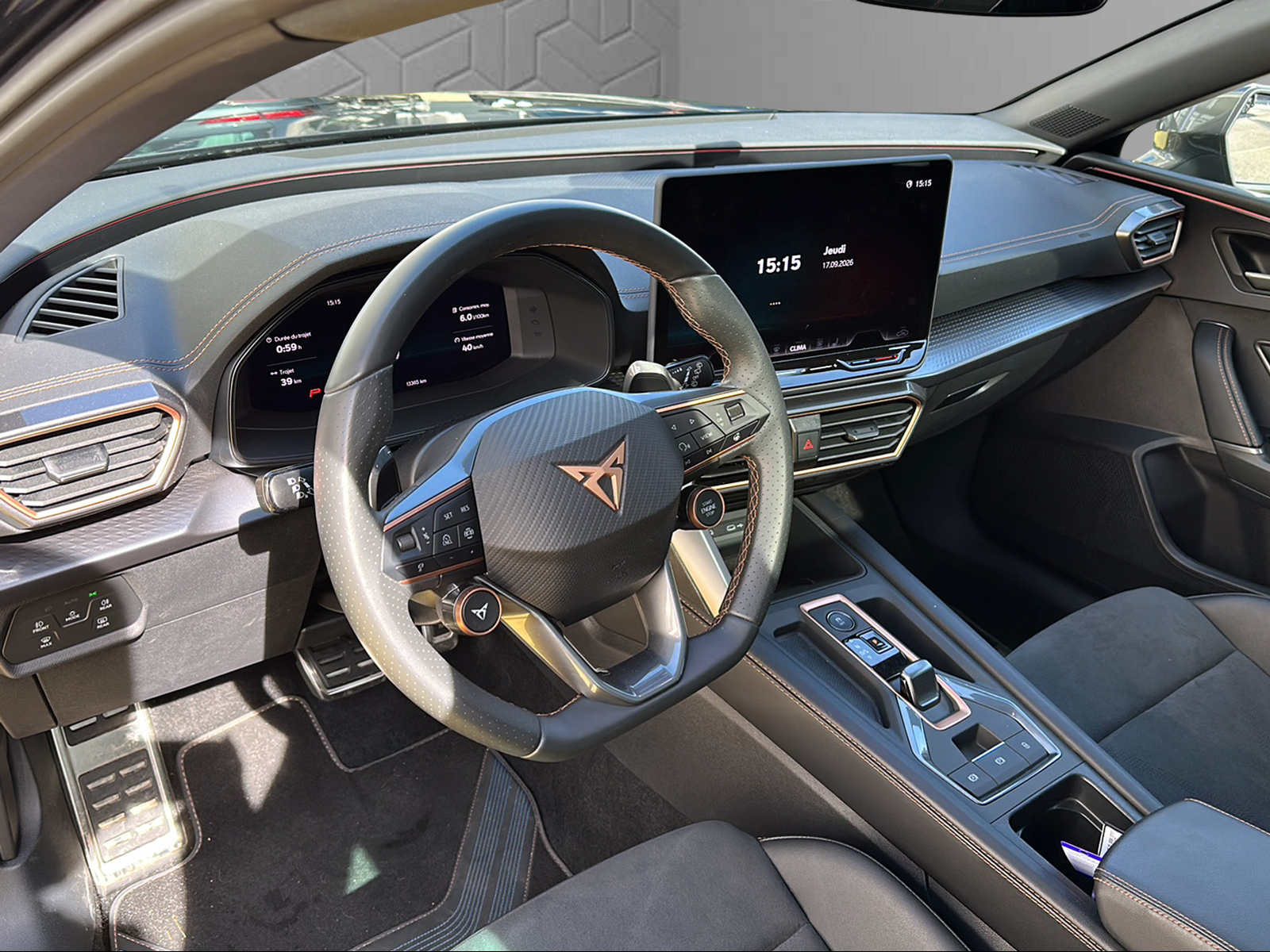 CUPRA LEON 1.5 TSI DSG-image-11