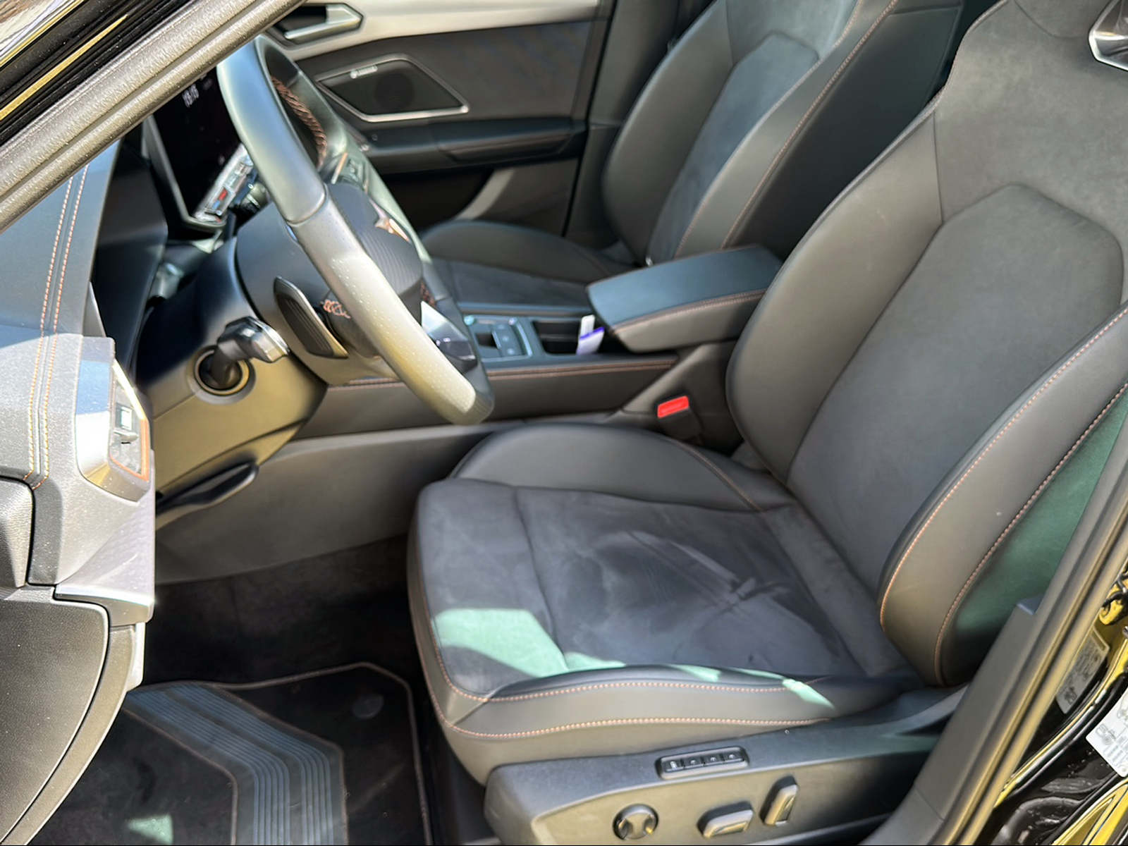 CUPRA LEON 1.5 TSI DSG-image-10