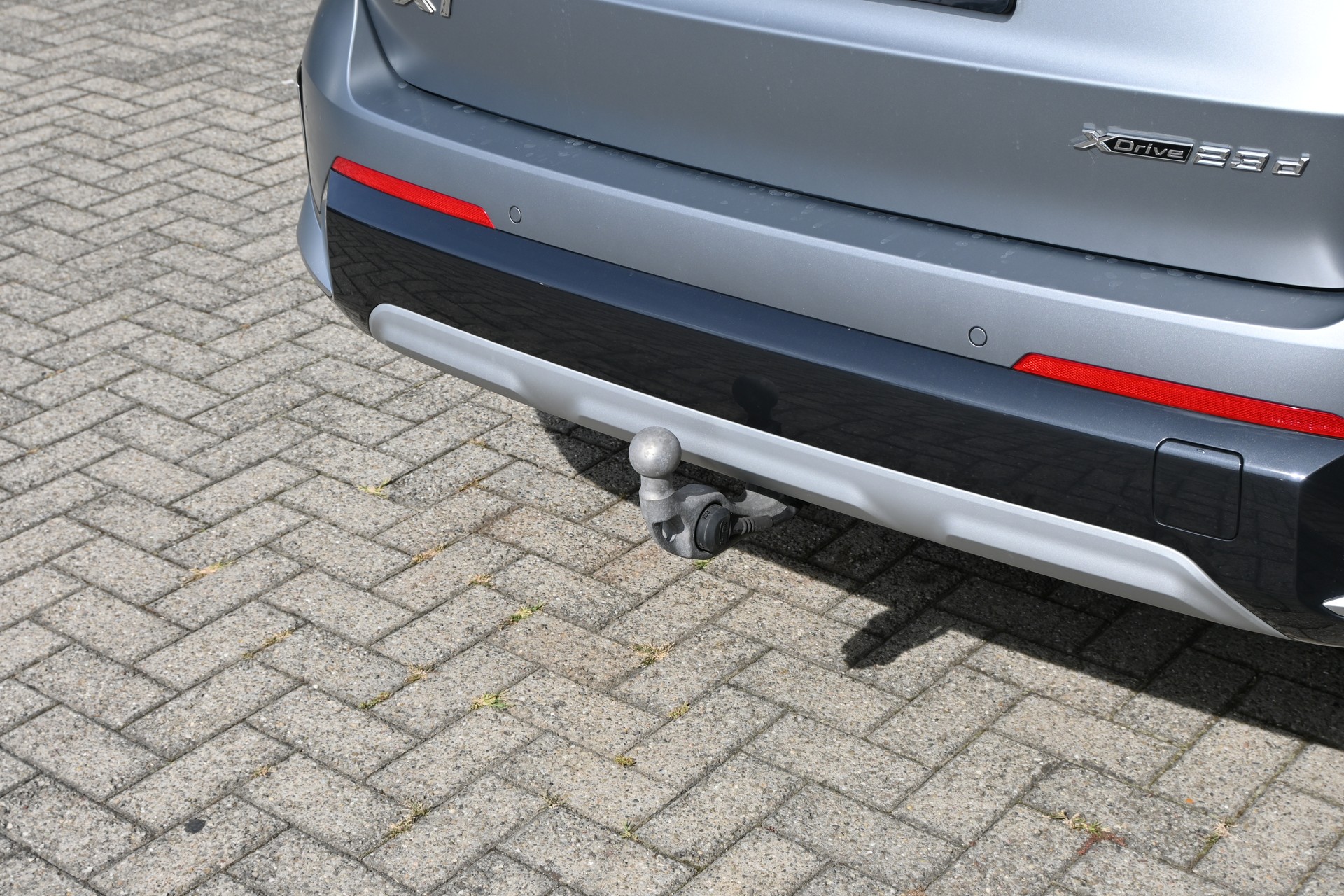BMW X1 xDrive 23d 48V xLine 4X4 + AHK 2000kg-image-9