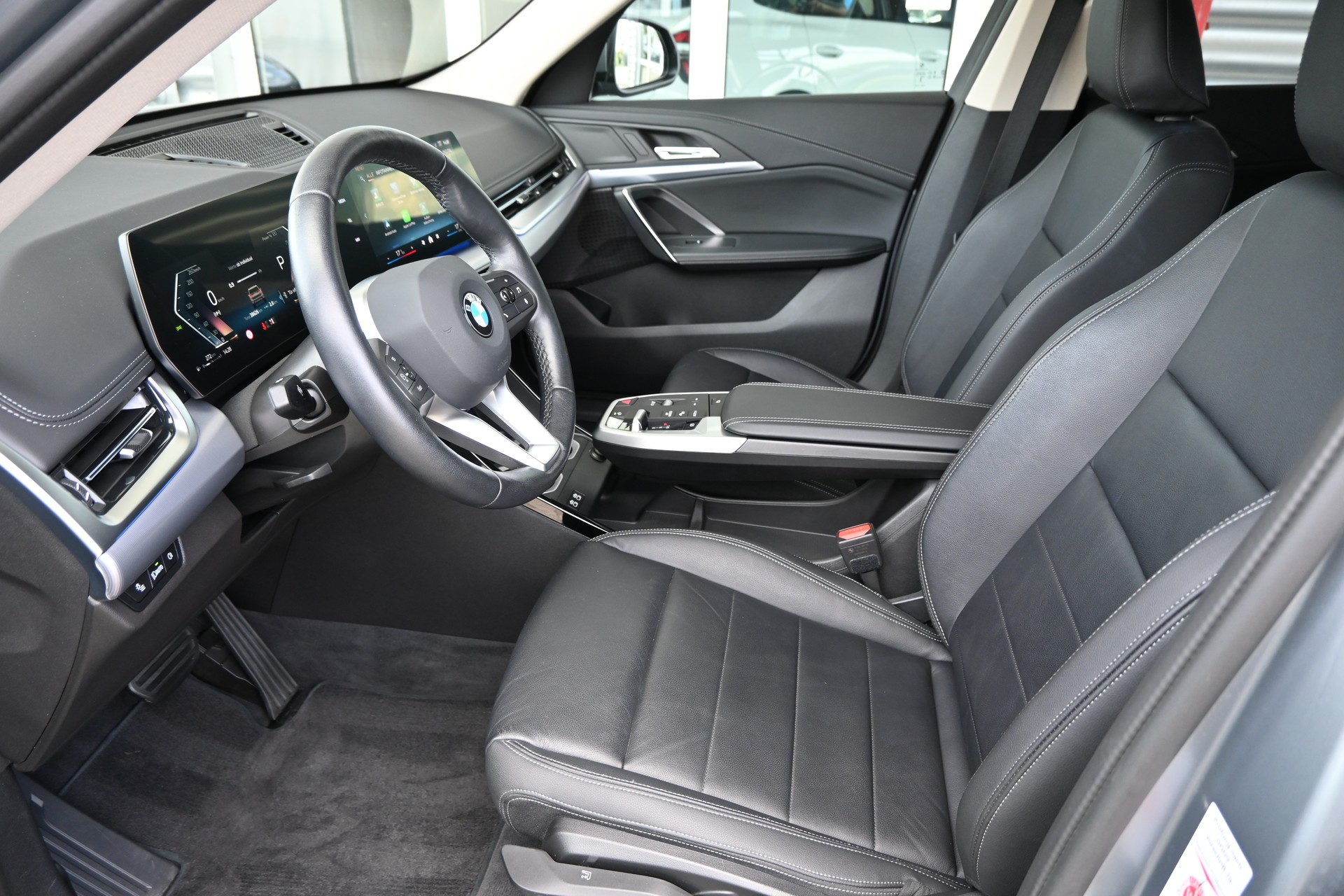 BMW X1 xDrive 23d 48V xLine 4X4 + AHK 2000kg-image-12