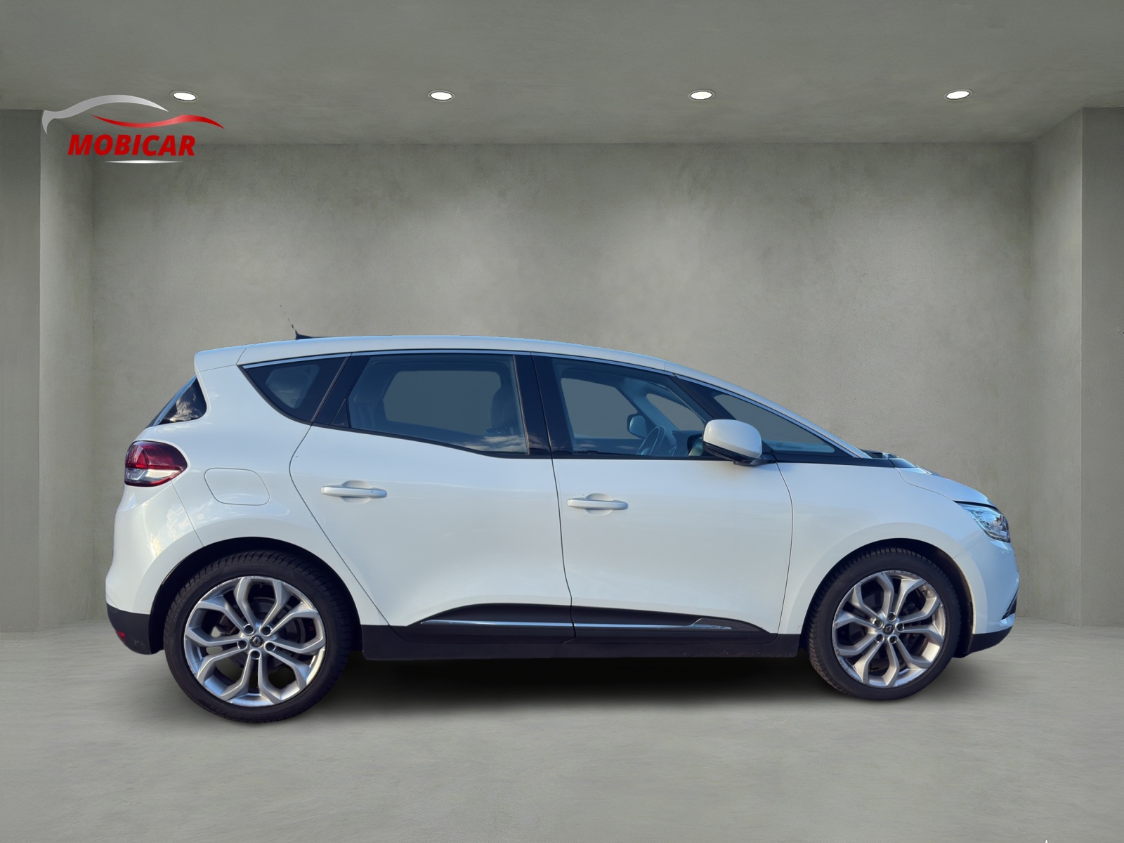 RENAULT Scénic 1.3 16V Turbo Intens EDC-image-5