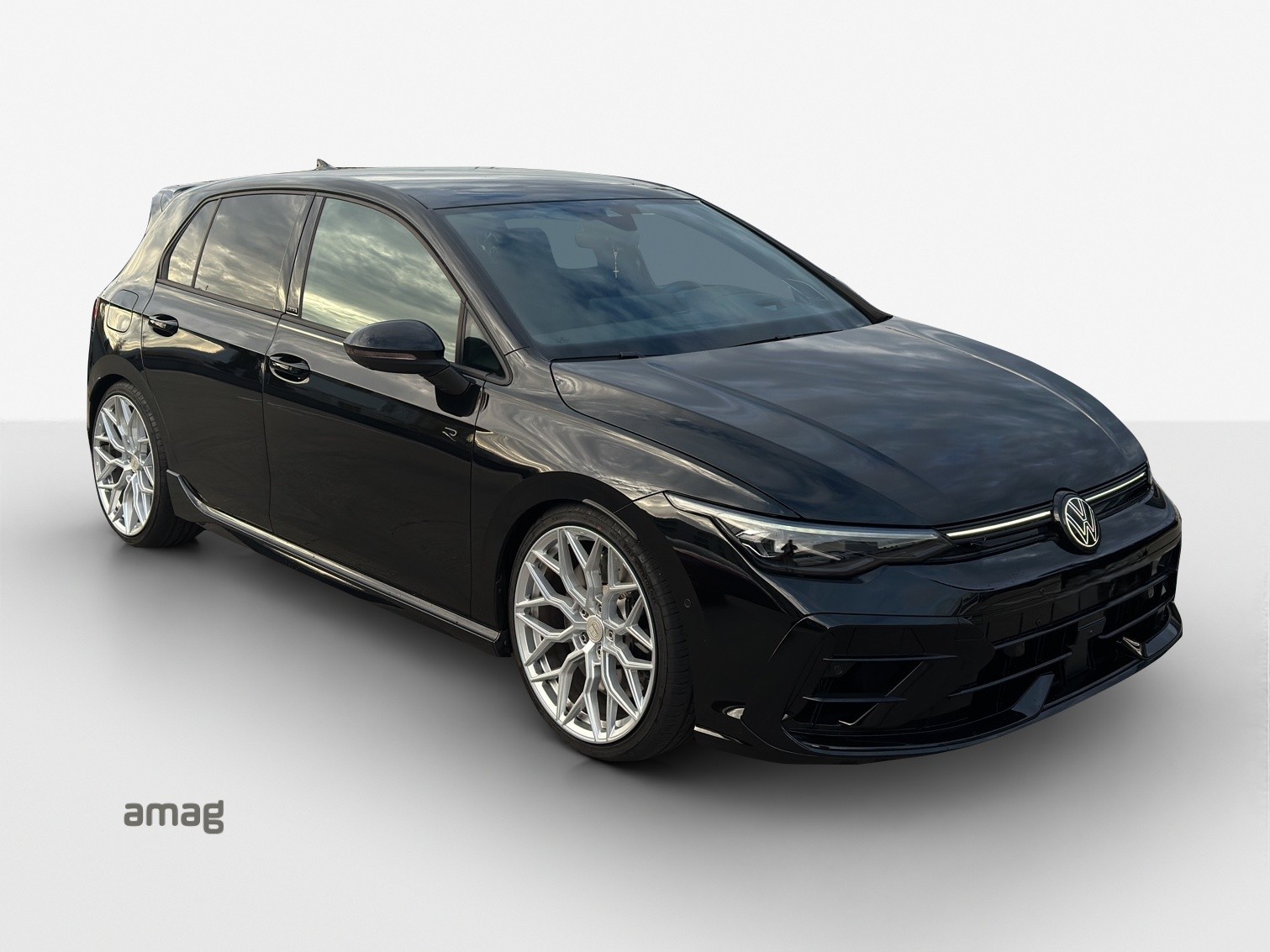 VW Golf 2.0 TSI R DSG 4 Motion-image-5