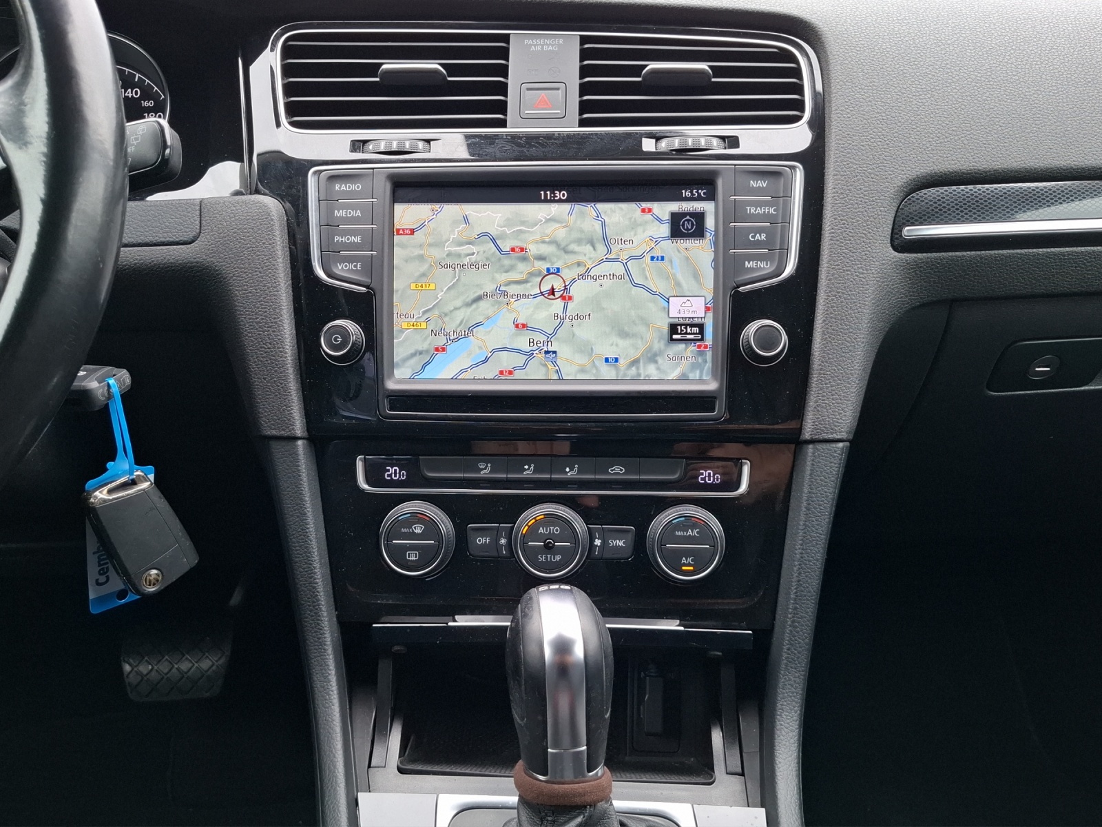 VW Golf 1.4 TSI Highline DSG // MFK 27.08.2026 // 8-fach Aluminiumbereift-image-13