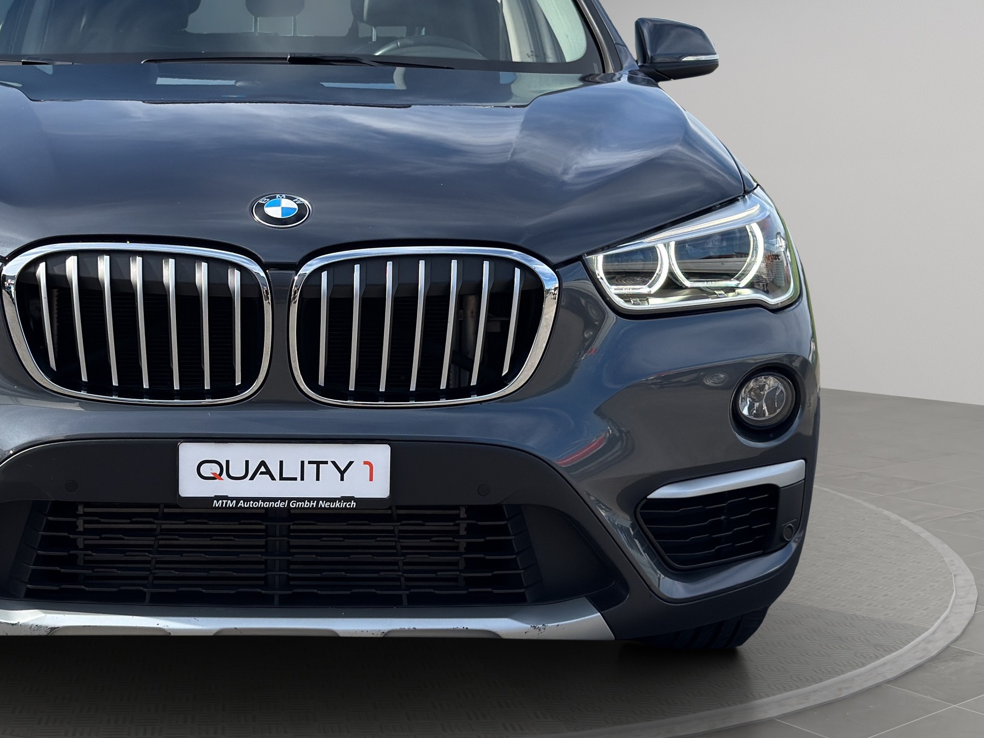 BMW X1 xDrive 20i xLine Steptronic-image-23
