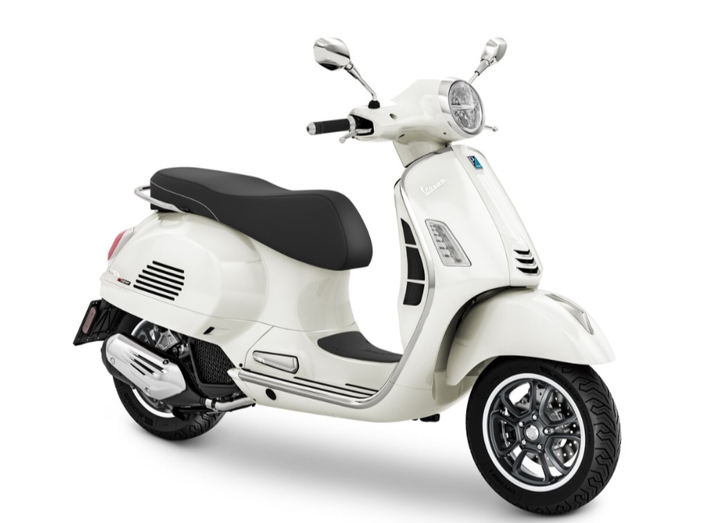 PIAGGIO Vespa GTS 125 Super RST Euro 5+-image-0