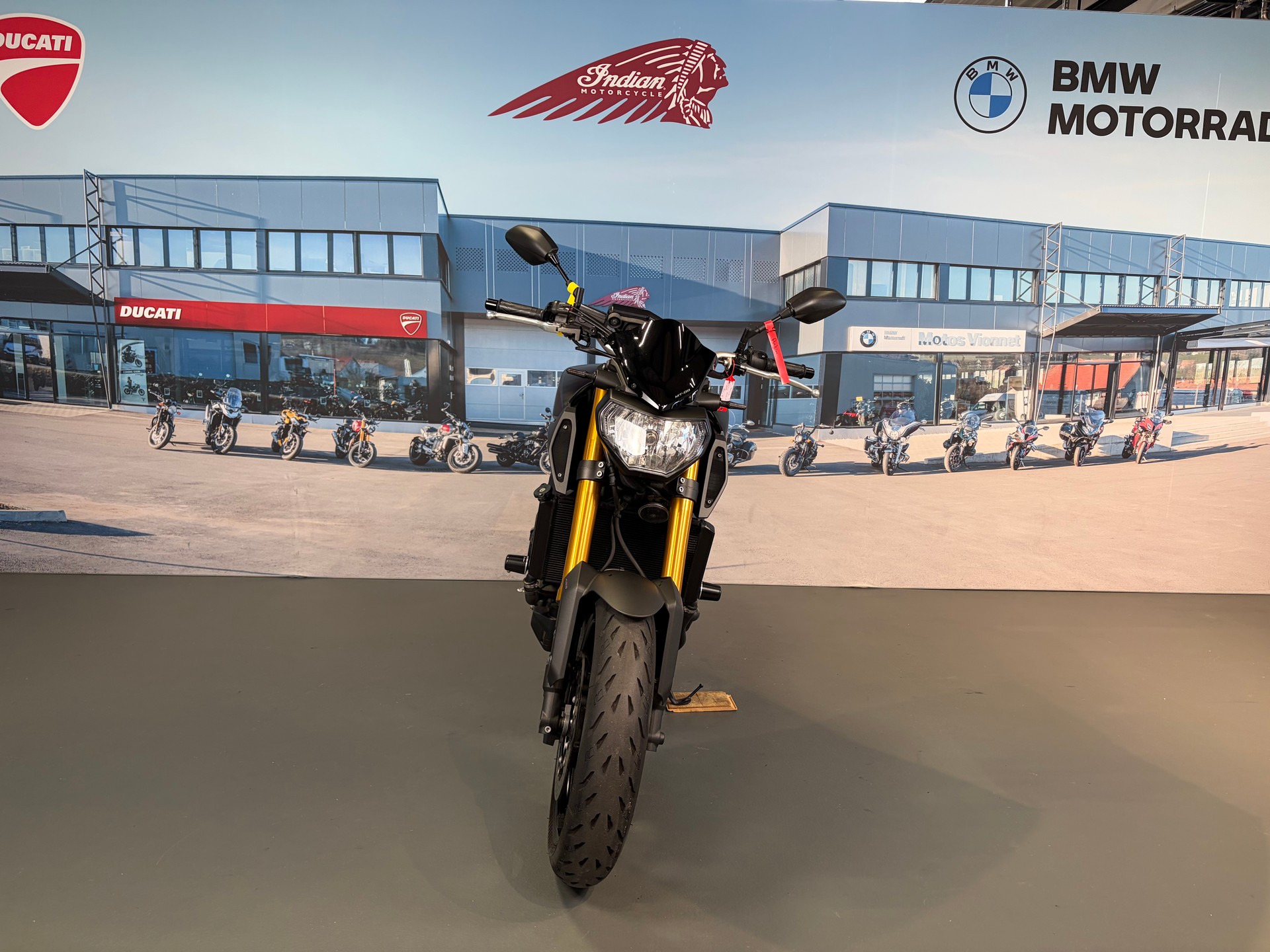 YAMAHA MT-09 ABS-image-1