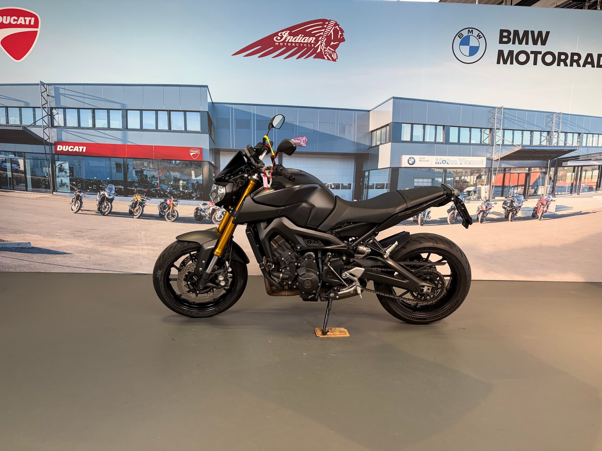 YAMAHA MT-09 ABS-image-3