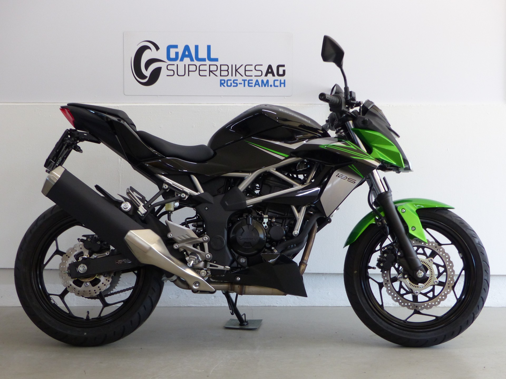 KAWASAKI Z 125 ABS mit Zubehör-image-15