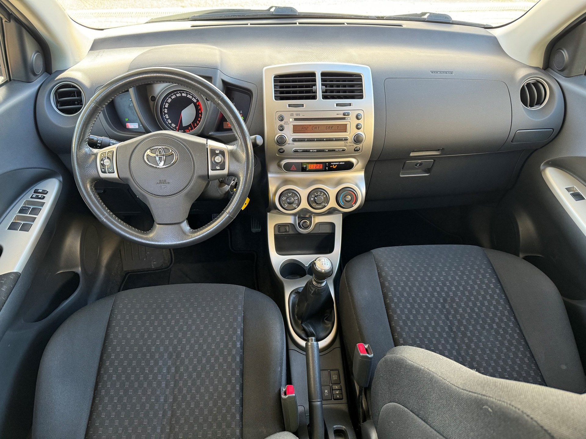 TOYOTA UrbanCruiser 1.33 Dual VVT-i Linea Sol-image-4