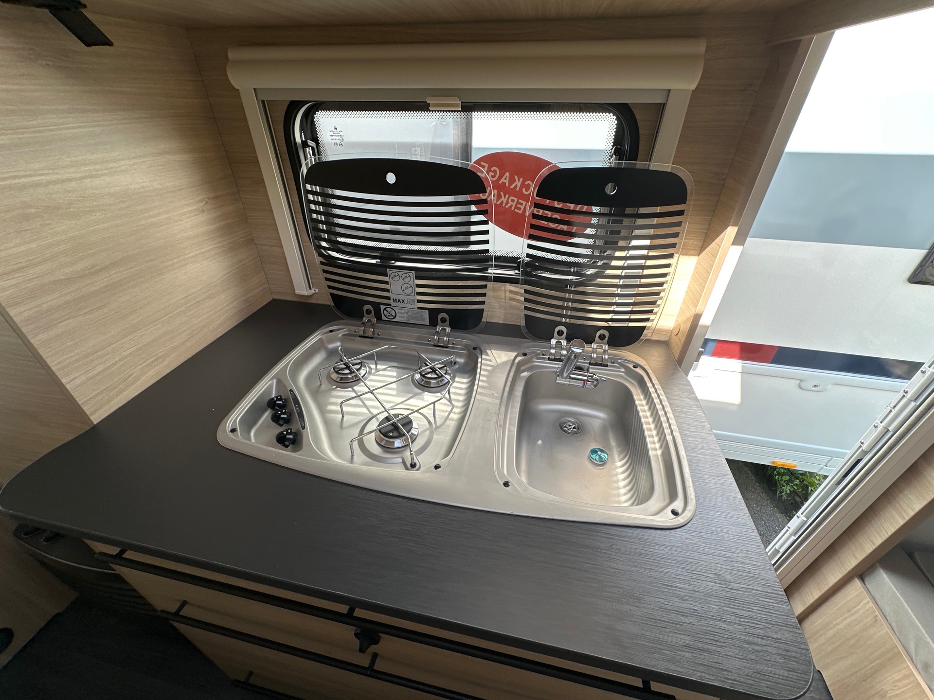 CARAVELAIR Alba 426 Style-image-10