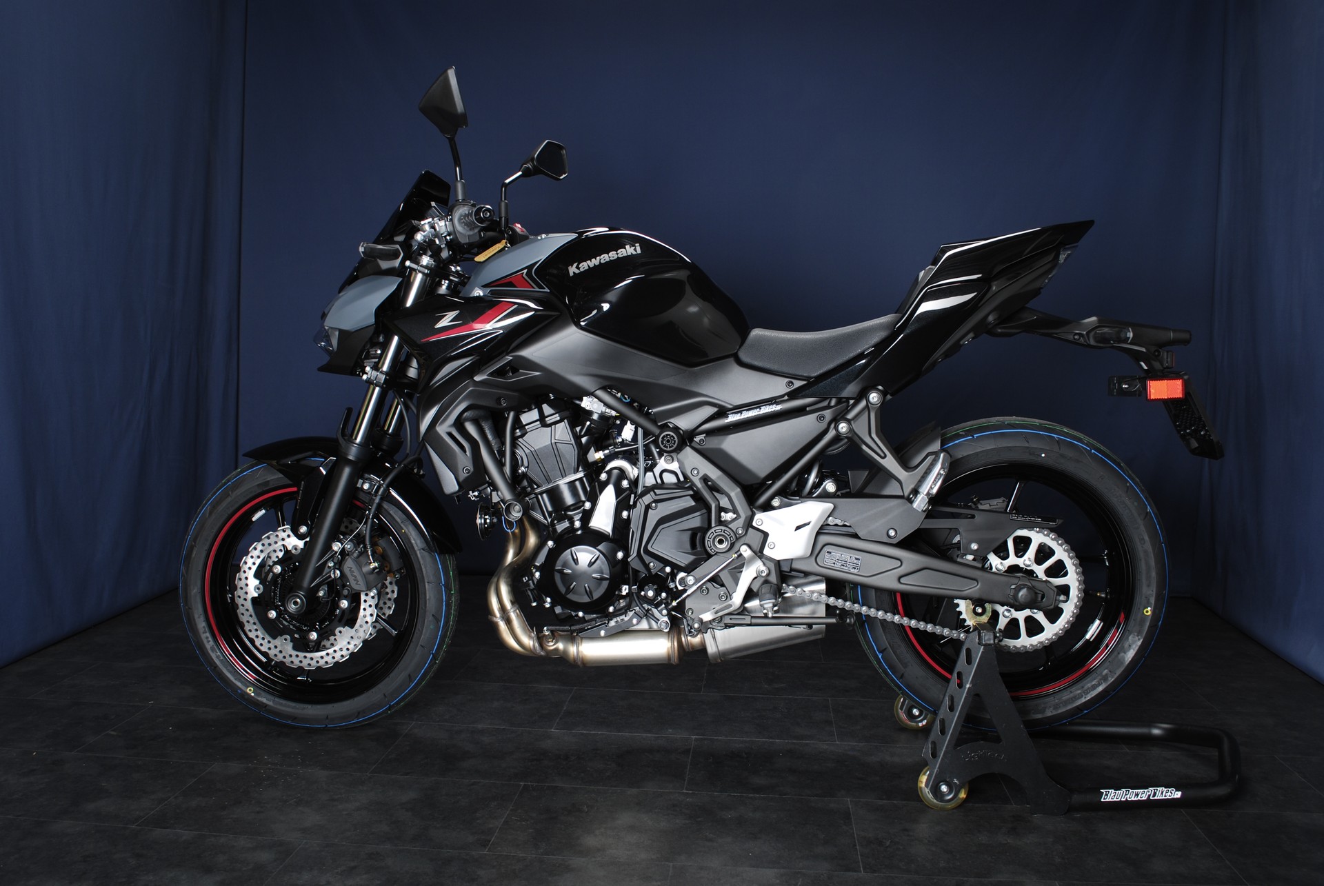 KAWASAKI Z 650 MY25 SPORT-image-7