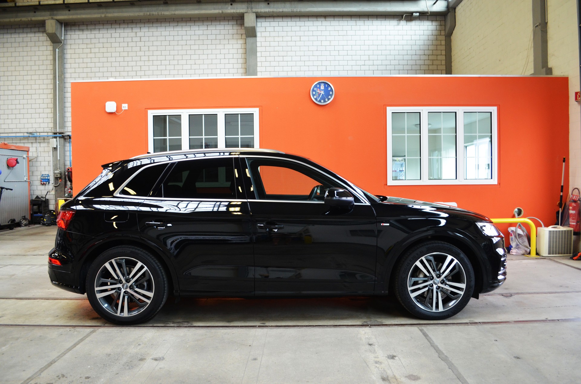 AUDI Q5 55 TFSI e sport quattro-image-3