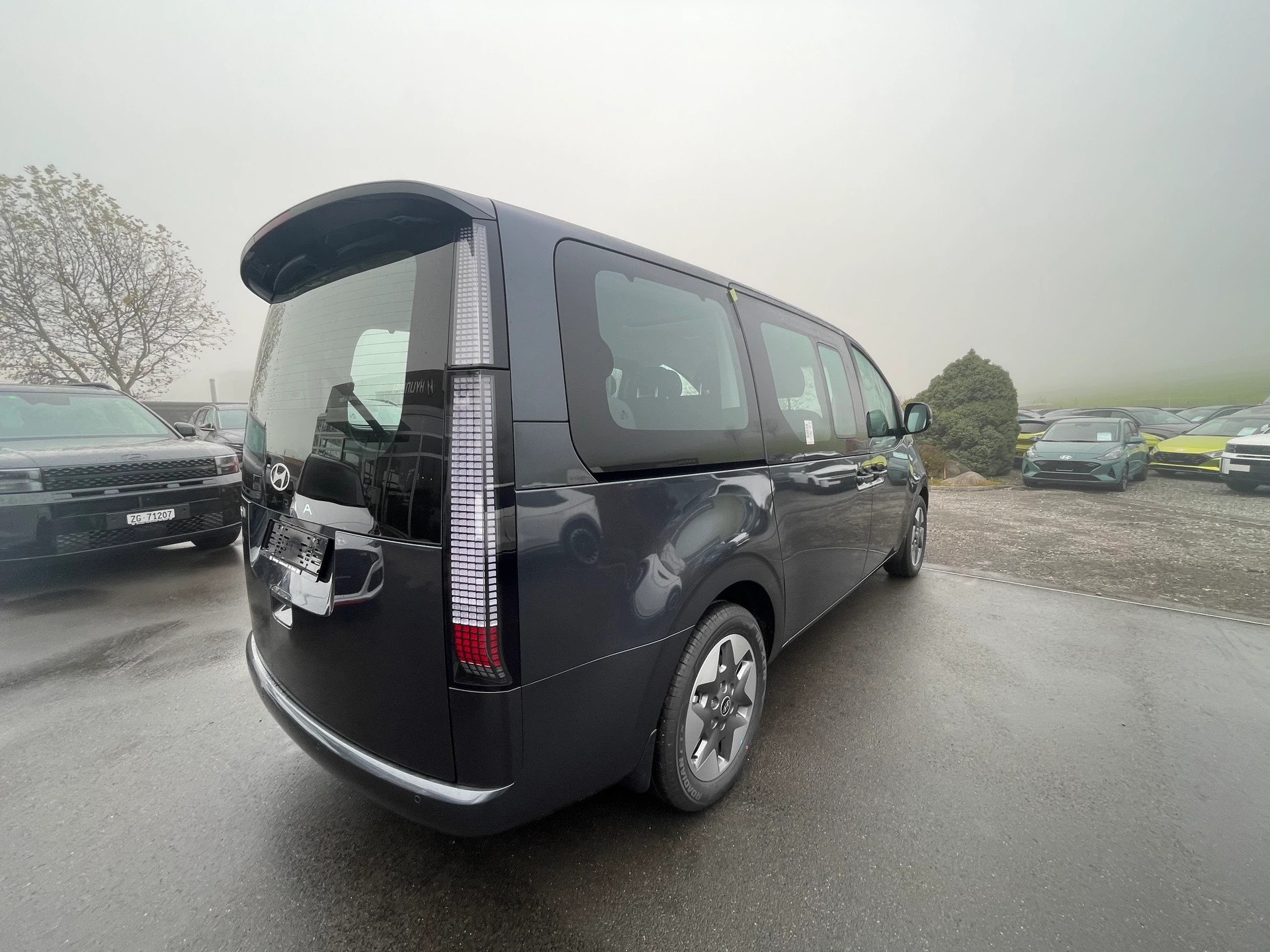 HYUNDAI Staria Wagon 1.6 T-GDi HEV Vertex A-image-9
