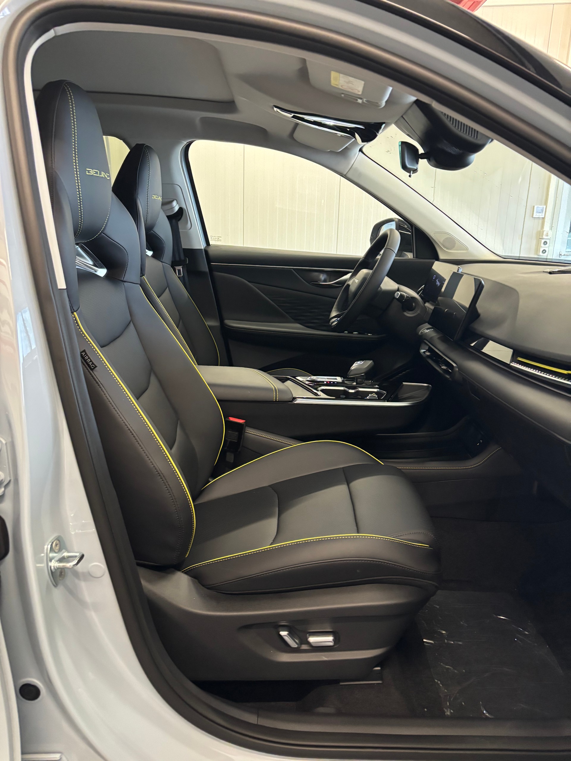 BAIC X55 1.5 Luxury-image-11