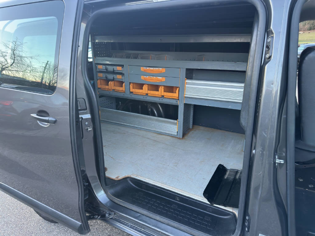 OPEL Vivaro Cargo 3.1 t M 2.0 CDTI 122 Enjoy S/S-image-10