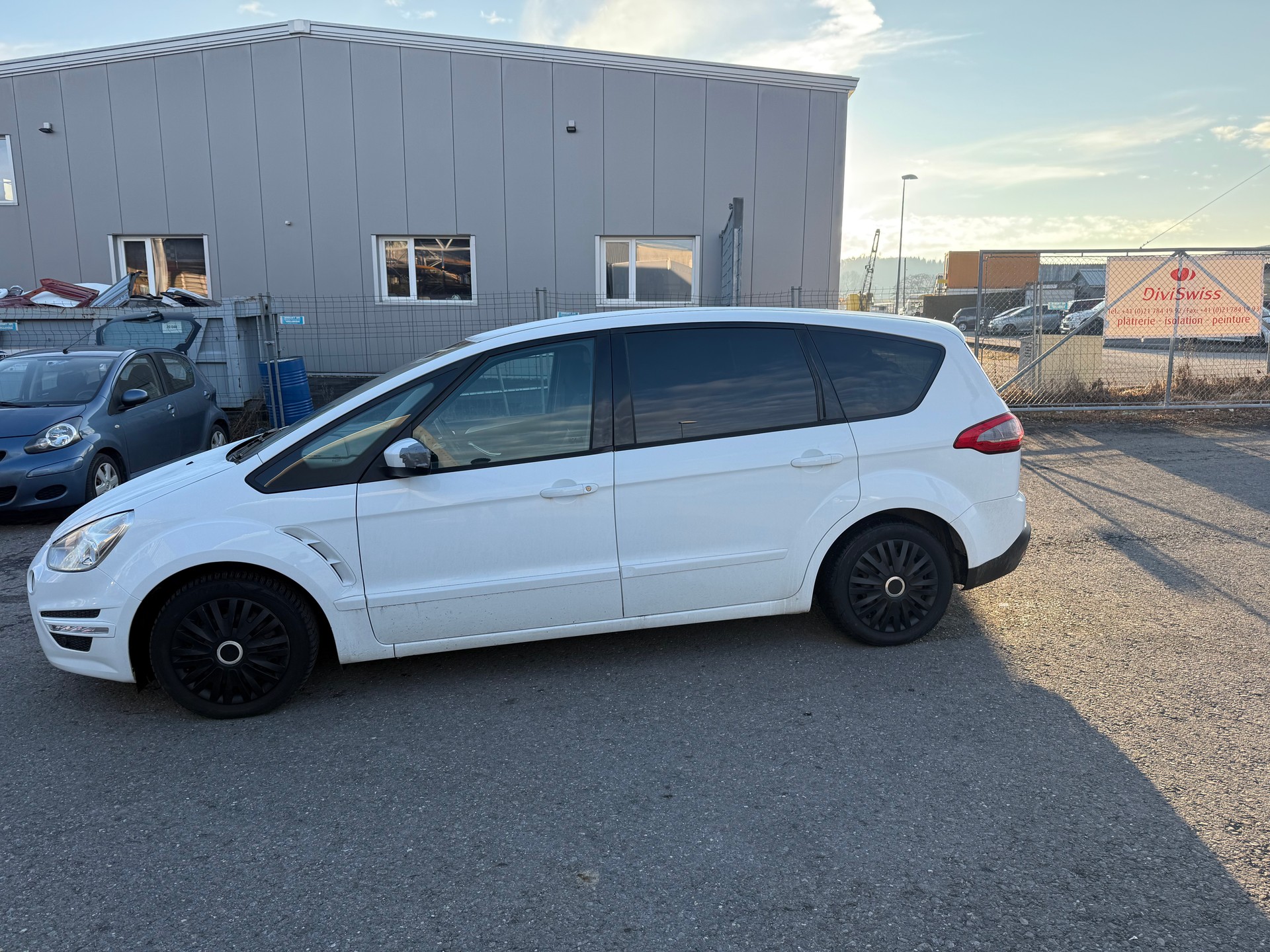 FORD S-Max 1.6 SCTi Titanium-showroom-element-3