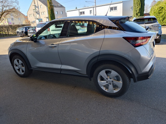 NISSAN Juke 1.0 DIG-T acenta DCT-showroom-element-2