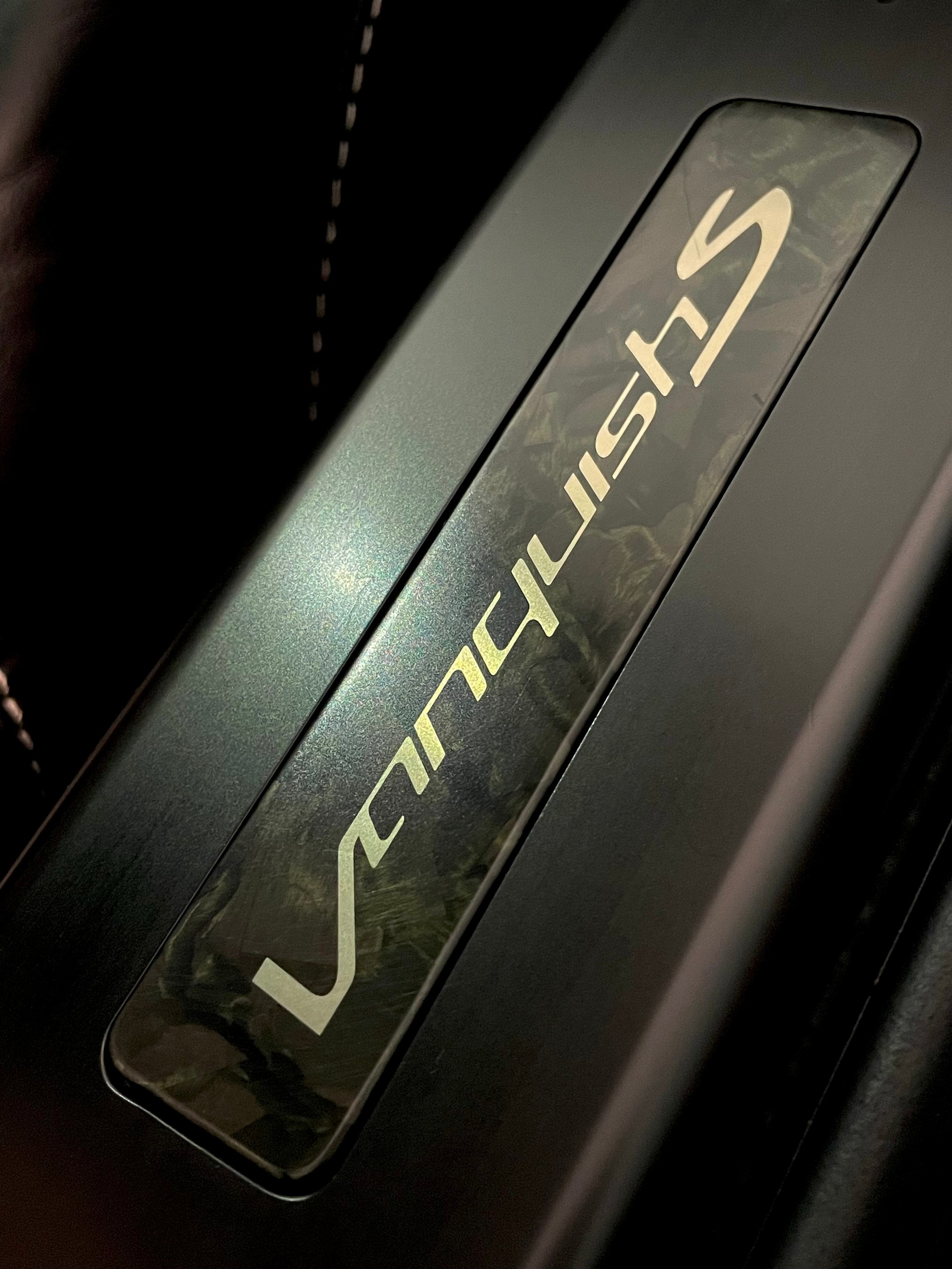 ASTON MARTIN Vanquish S V12 Touchtronic 3 - mit fortlaufender Aston Martin Garantie bis 2027 und full PPF-image-30