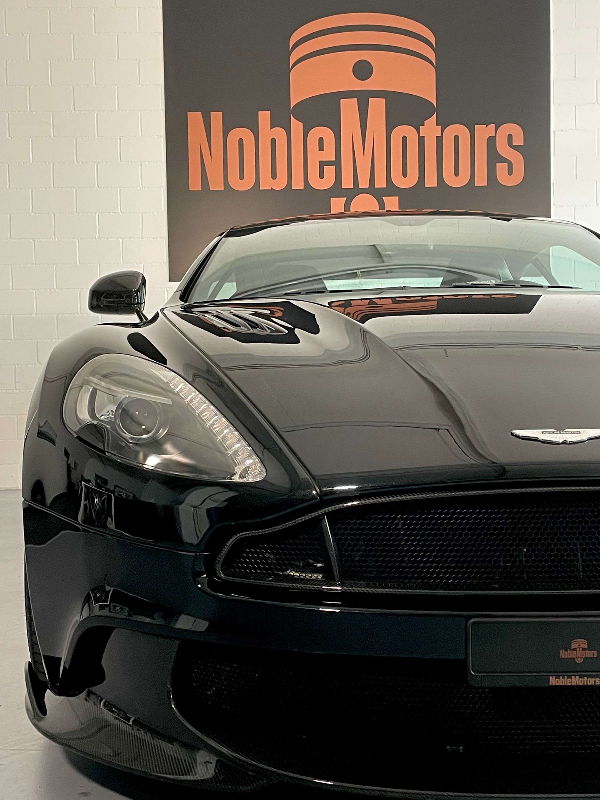 ASTON MARTIN Vanquish S V12 Touchtronic 3 - mit fortlaufender Aston Martin Garantie bis 2027 und full PPF-image-8