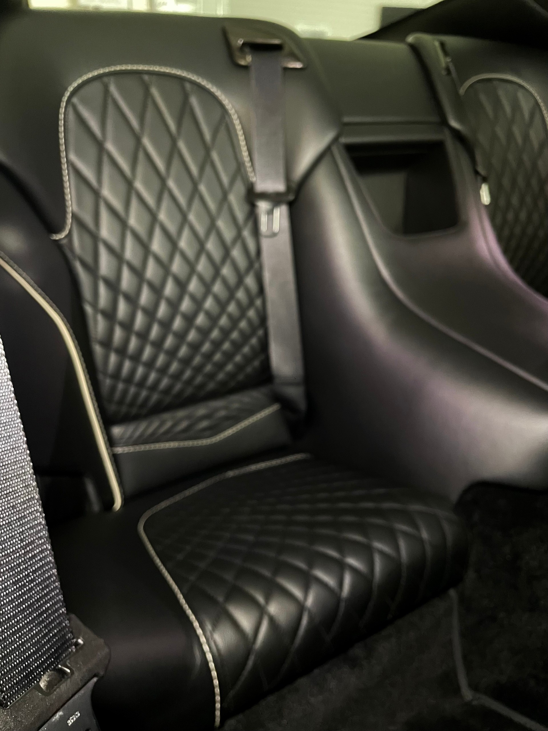 ASTON MARTIN Vanquish S V12 Touchtronic 3 - mit fortlaufender Aston Martin Garantie bis 2027 und full PPF-image-21