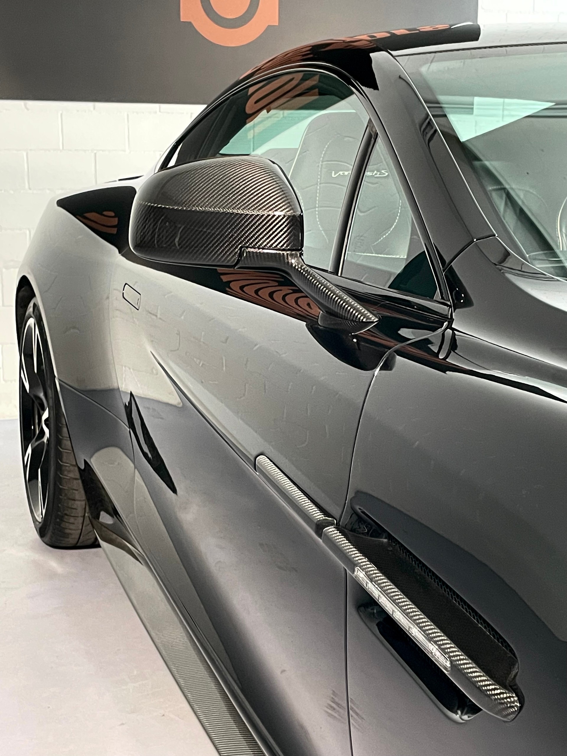 ASTON MARTIN Vanquish S V12 Touchtronic 3 - mit fortlaufender Aston Martin Garantie bis 2027 und full PPF-image-7