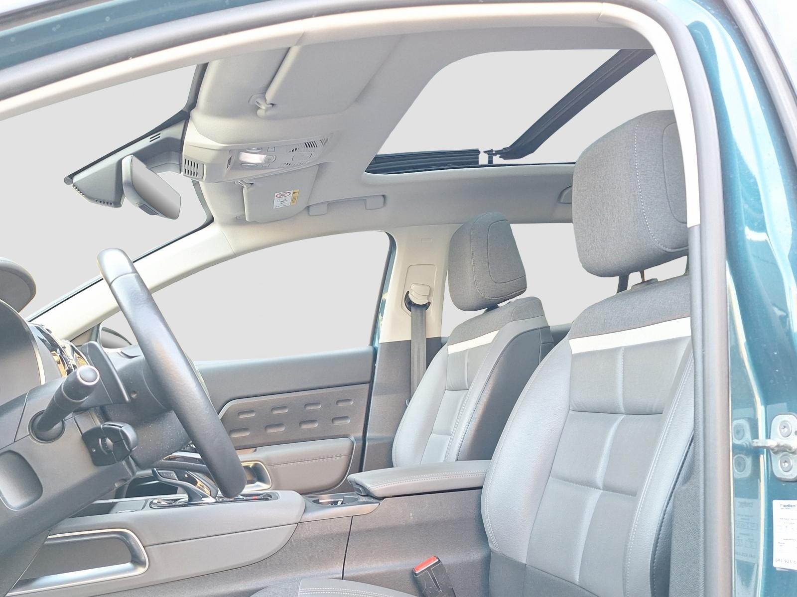 CITROEN C5 Aircross 1.6 Plug-in Hybrid Shine-image-9