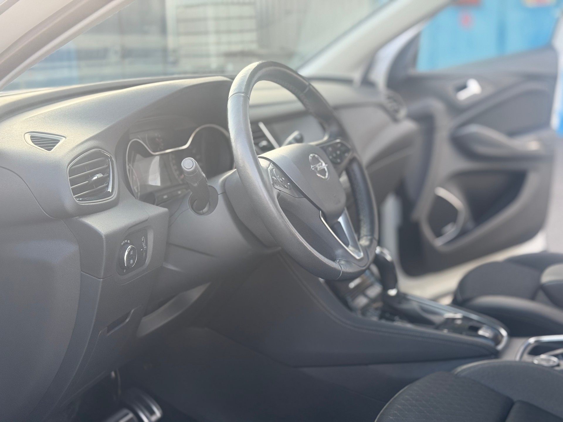 OPEL Grandland X 1.2i TP Ultimate Automatik-image-5