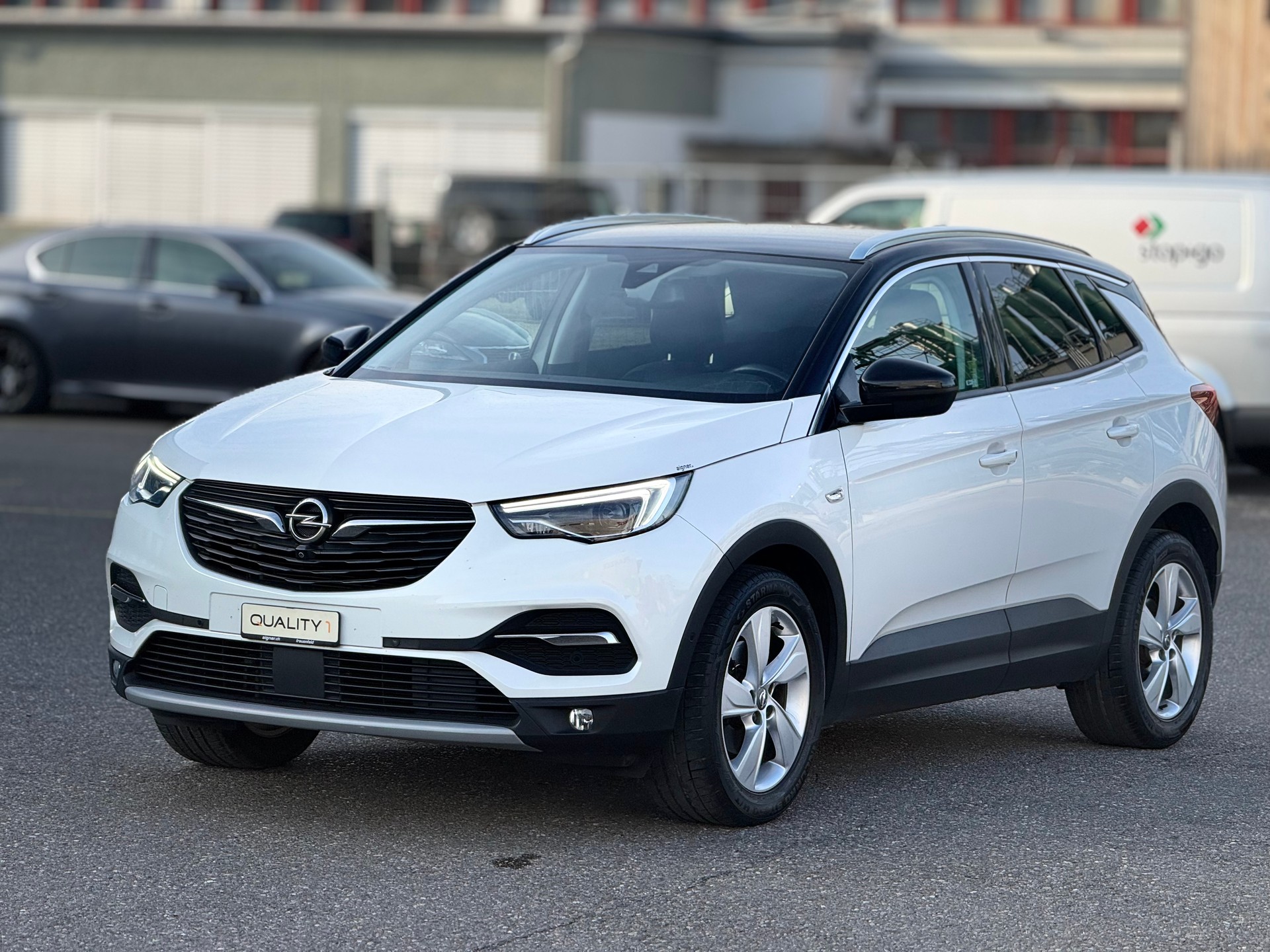 OPEL Grandland X 1.2i TP Ultimate Automatik-image-13