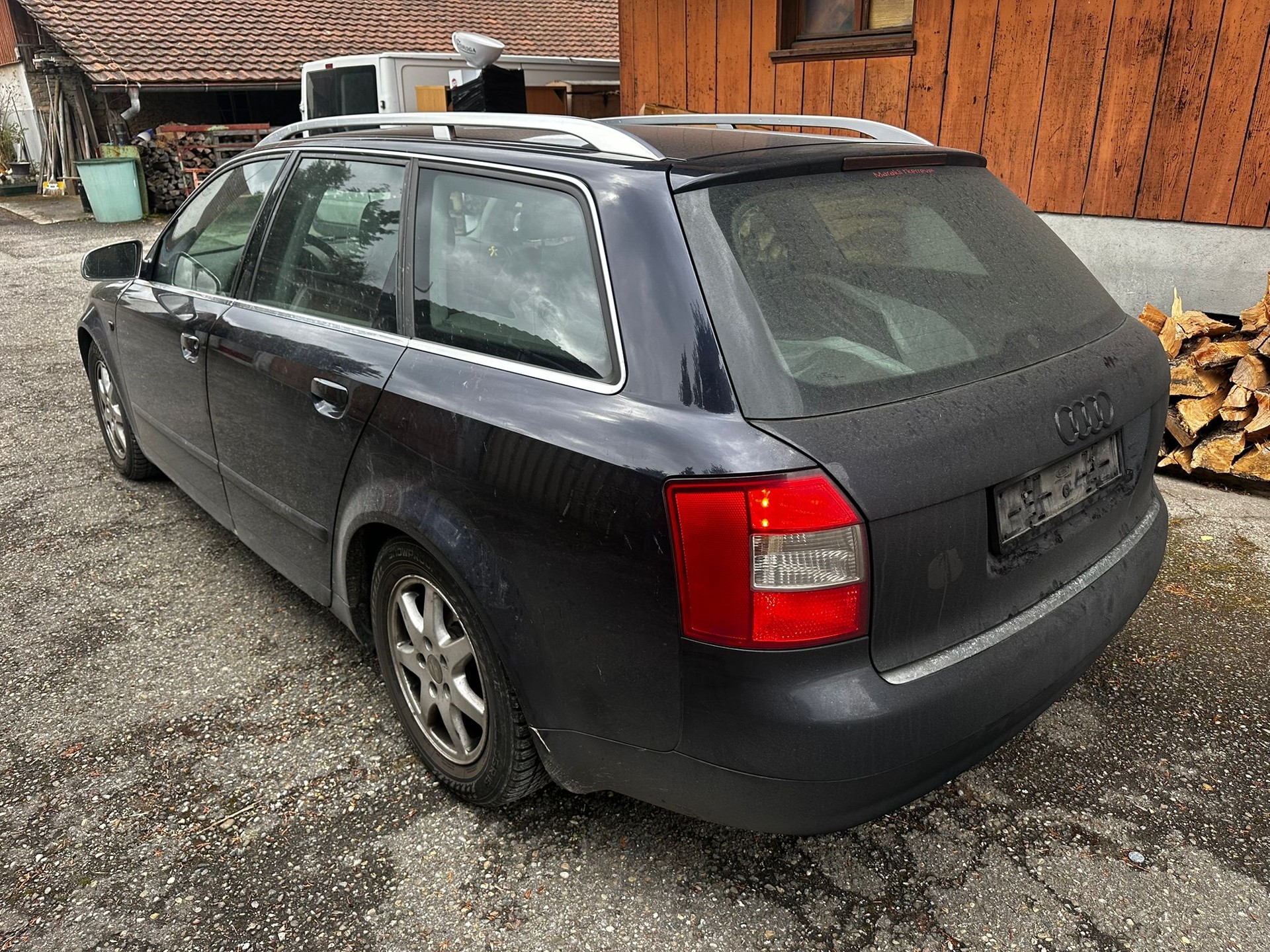 AUDI A4 Avant 1.9 TDI-image-3