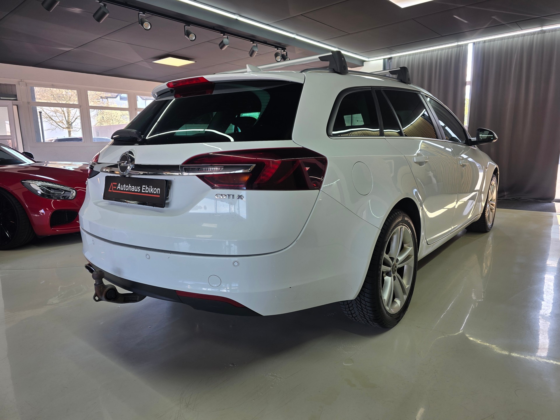 OPEL Insignia Sports Tourer 2.0 CDTI Edition 4WD-image-6