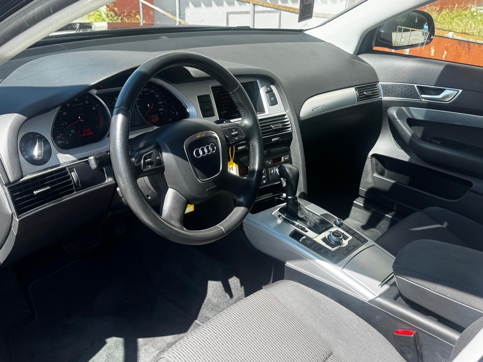 AUDI A6 Avant 3.0 TFSI quattro tiptronic-image-9