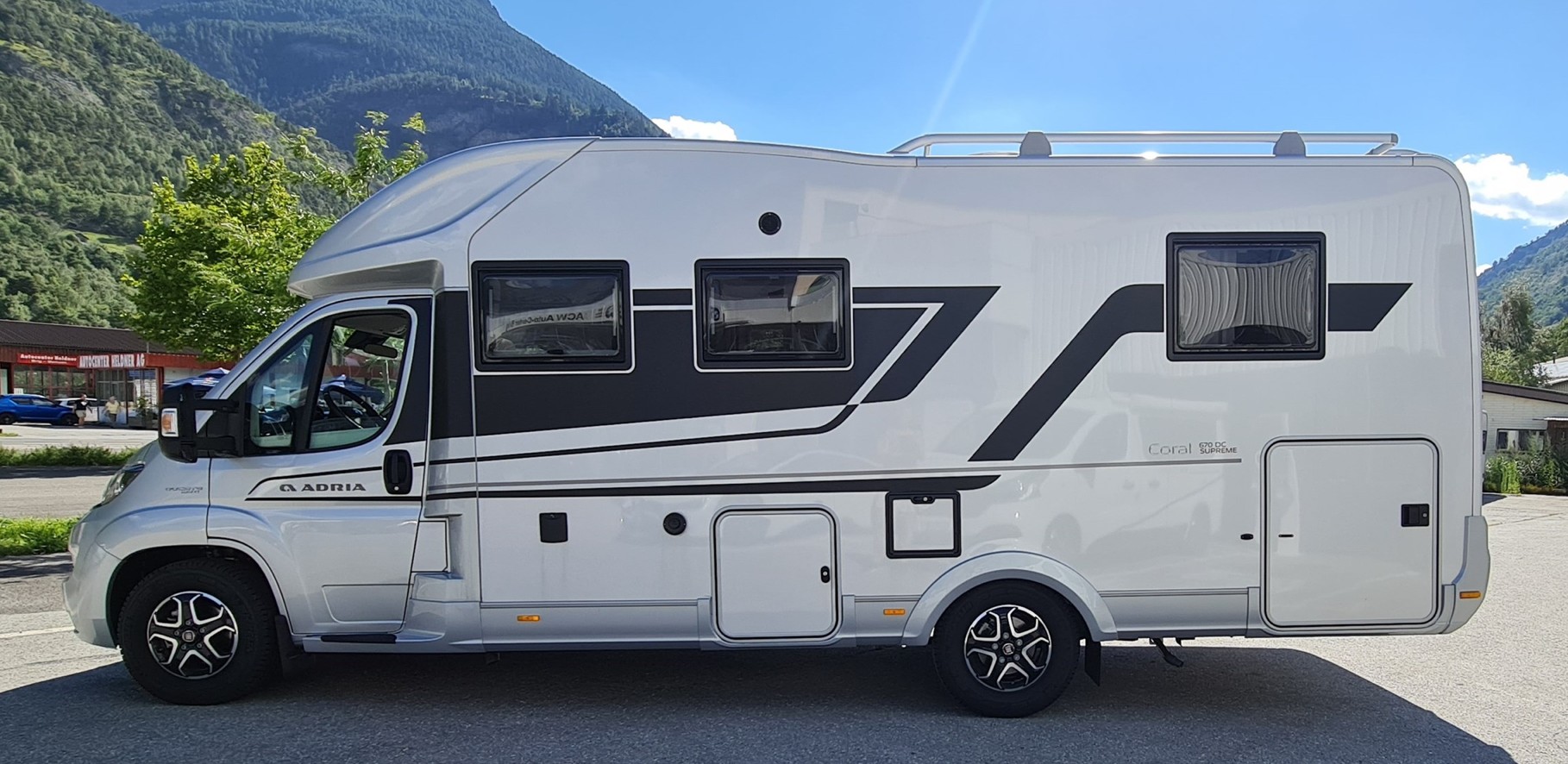ADRIA Coral Supreme 670 DC-image-10