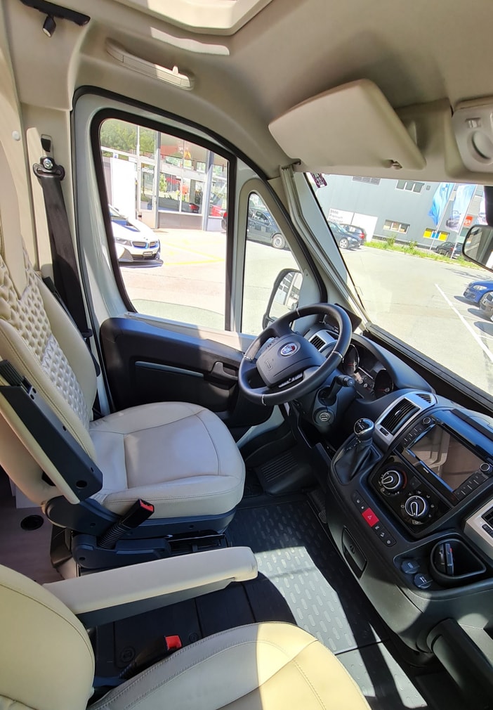 ADRIA Coral Supreme 670 DC-image-4