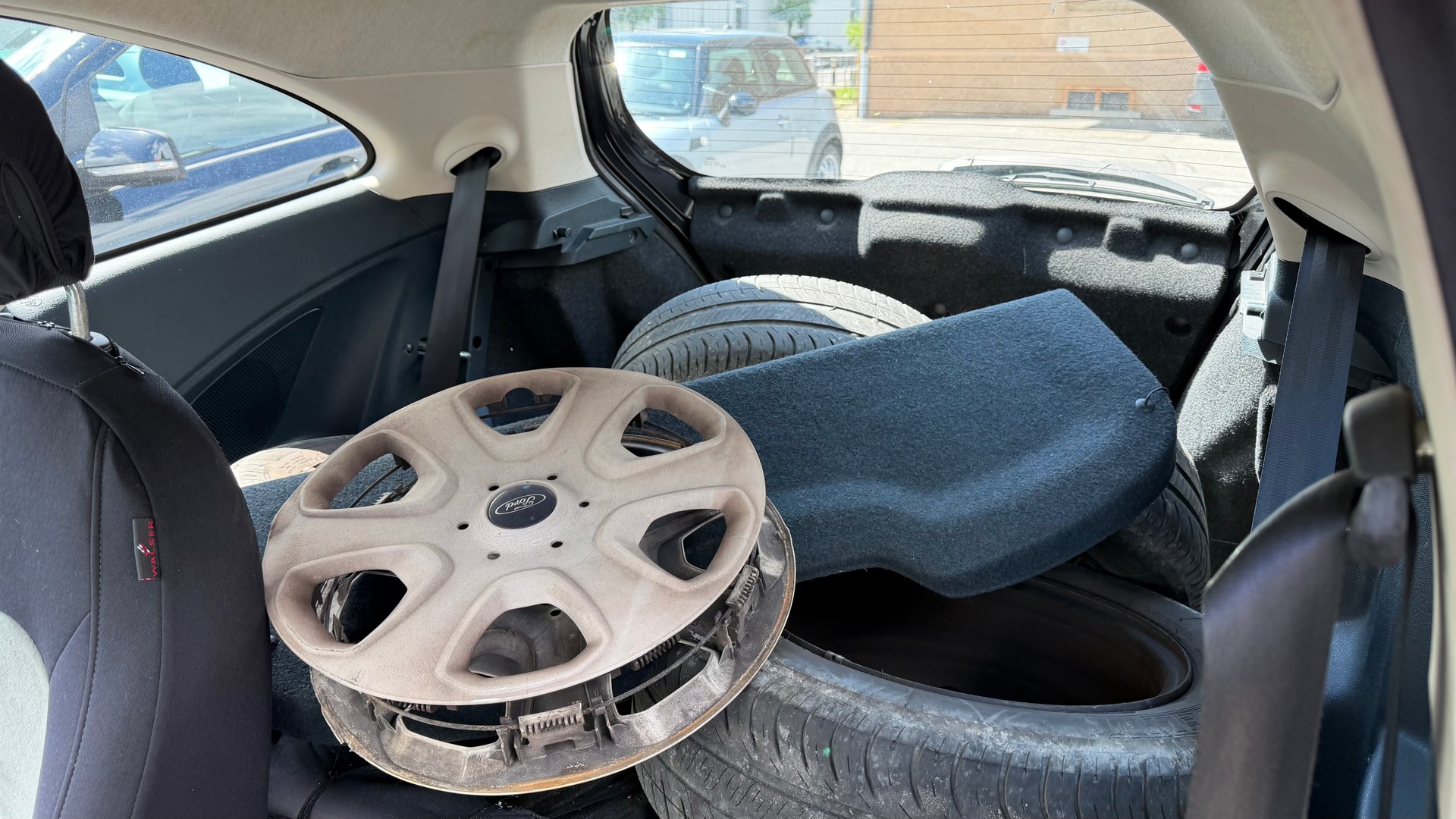 FORD KA 1.25 Ambiente-image-8