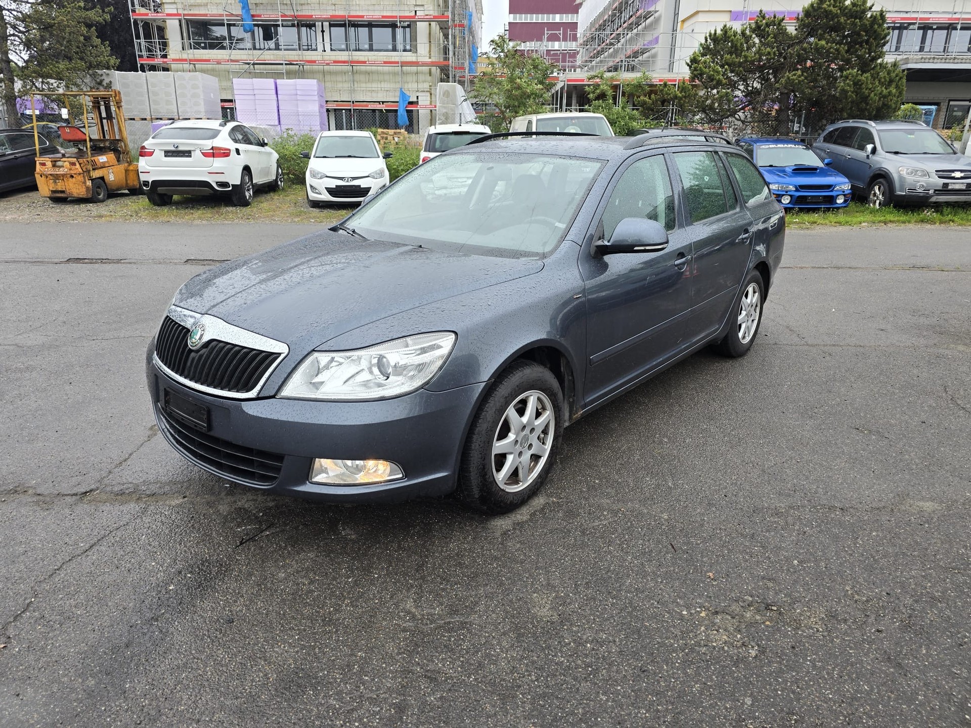 SKODA Octavia Combi 1.6 TDI Swiss Adventure 4x4-image-2
