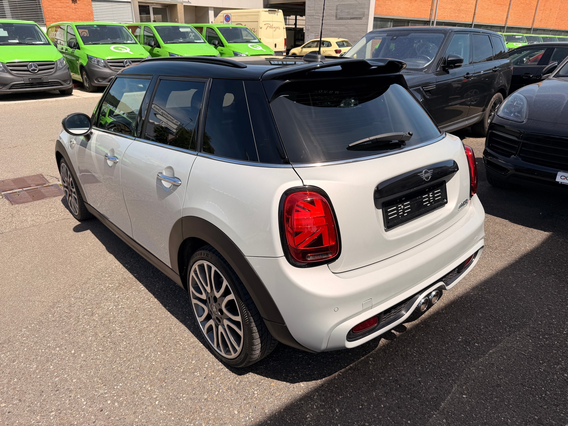 MINI Cooper S Steptronic DKG-image-2