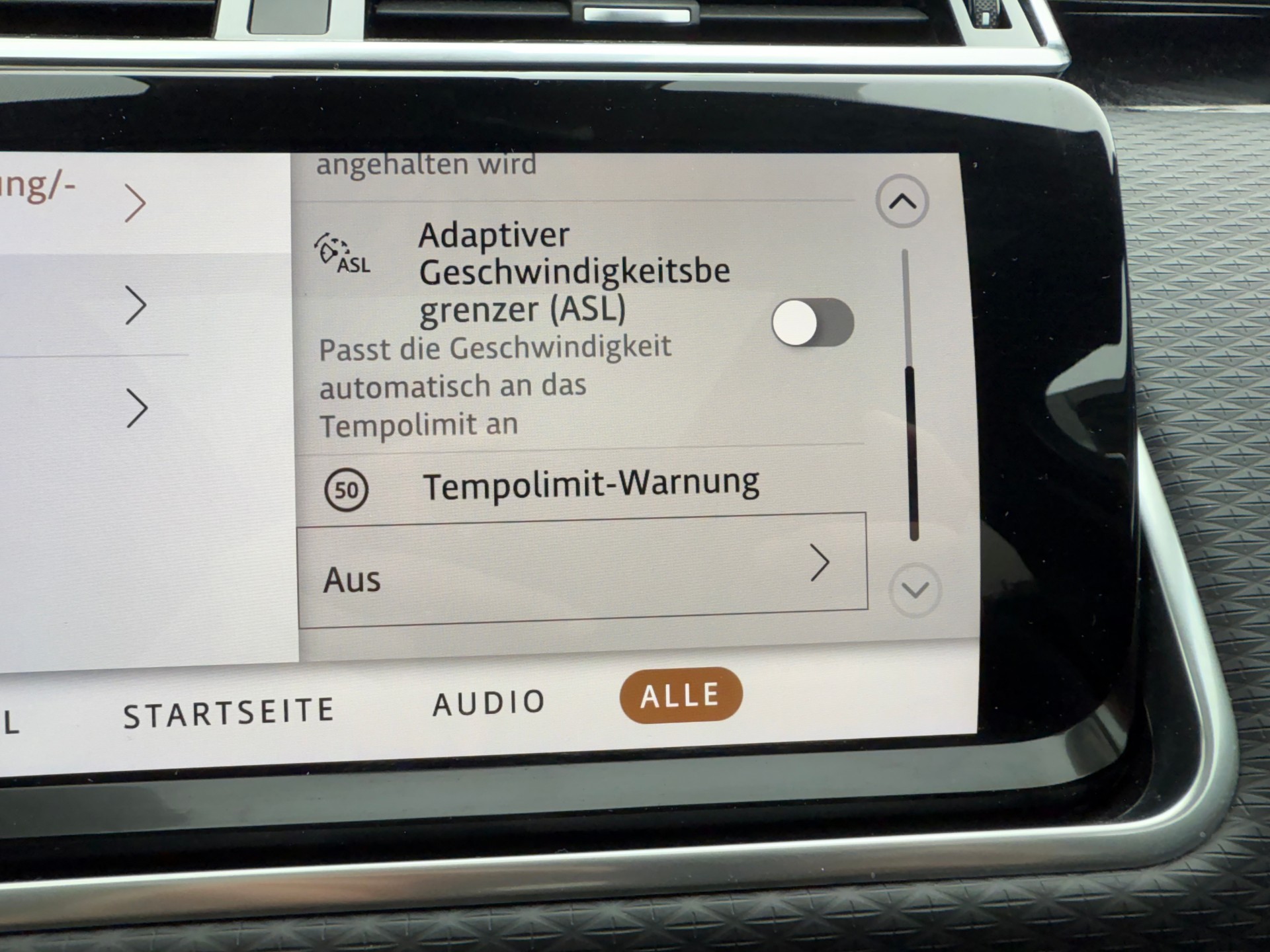 LAND ROVER Range Rover Velar 2.0 T R-Dynamic SE * LUFTFEDERUNG*PANORAMADACH-image-16