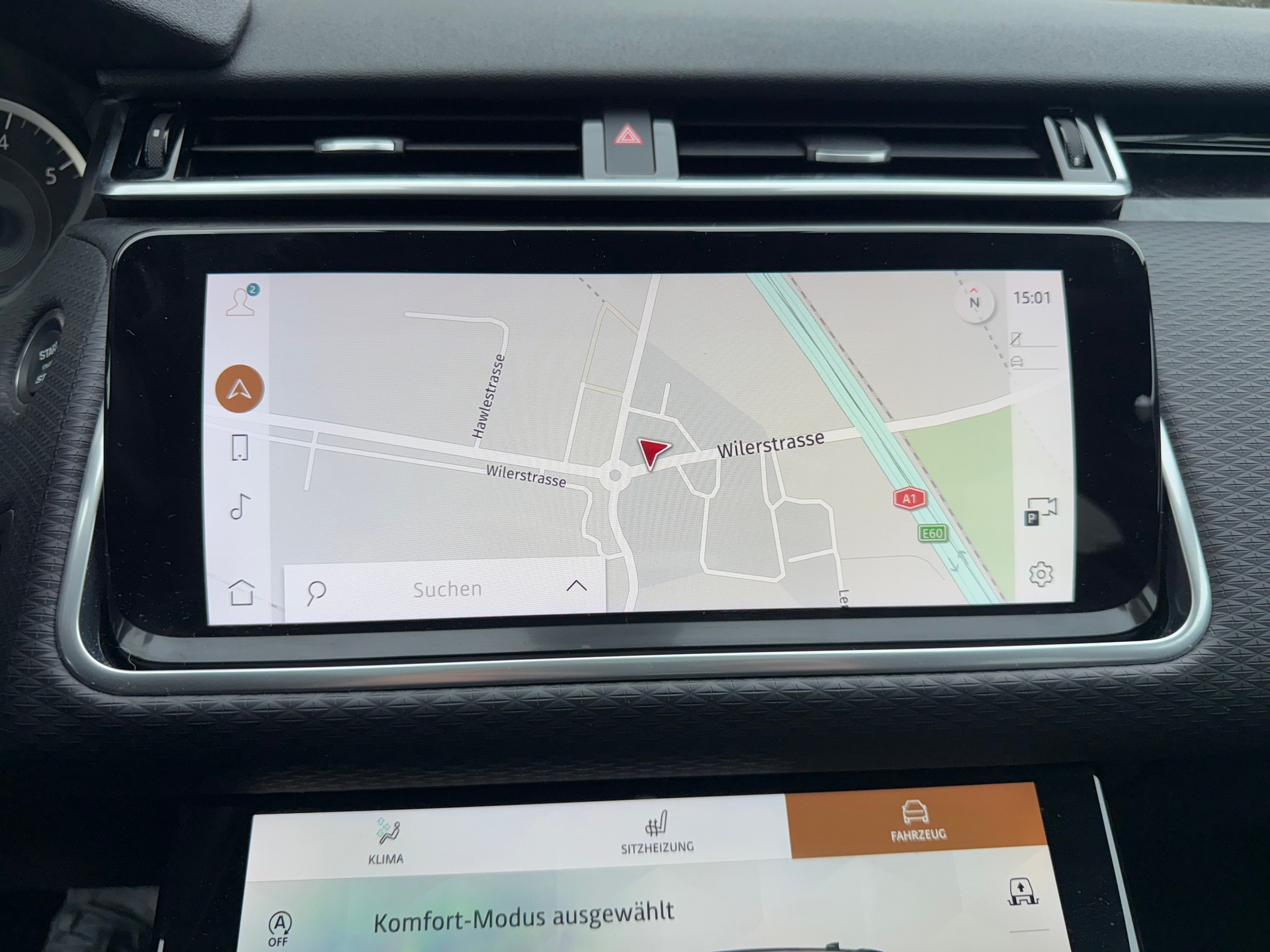 LAND ROVER Range Rover Velar 2.0 T R-Dynamic SE * LUFTFEDERUNG*PANORAMADACH-image-13