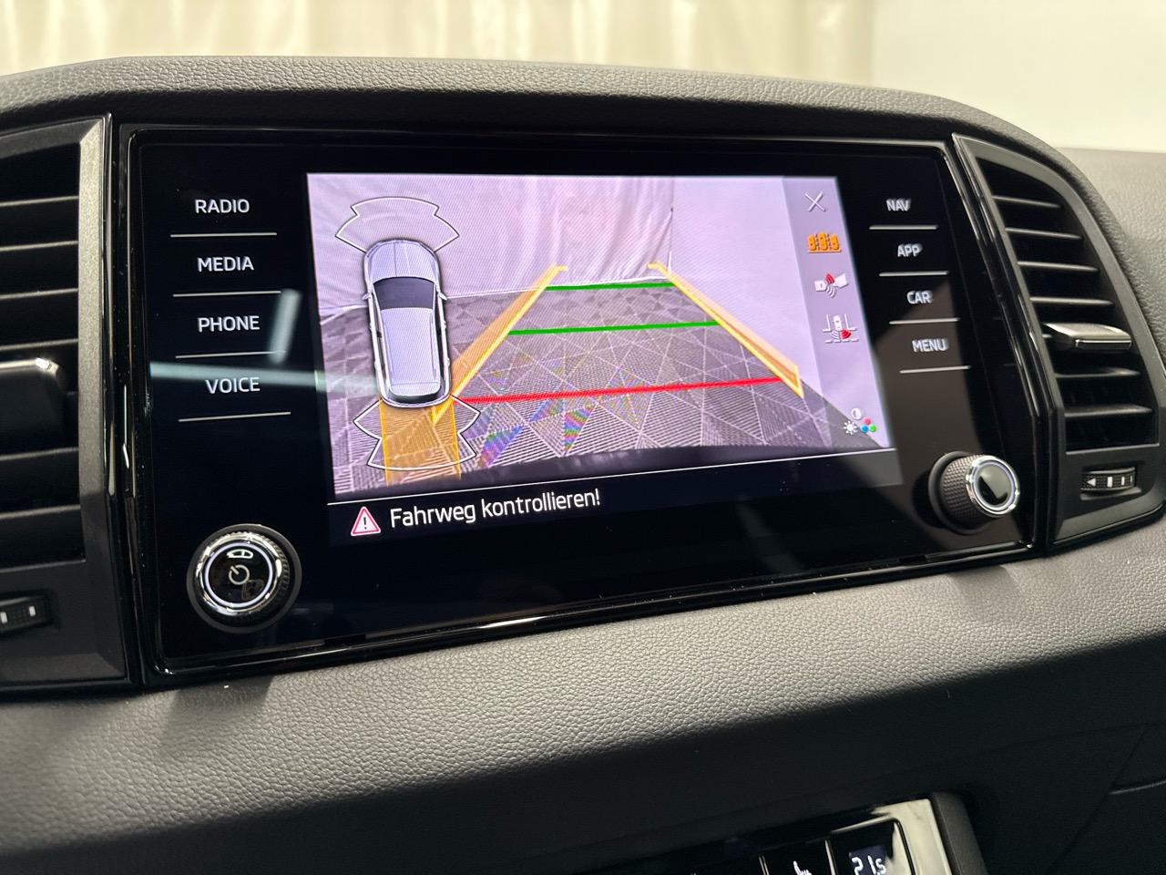 SKODA Karoq 1.5 TSI SportLine DSG-image-10