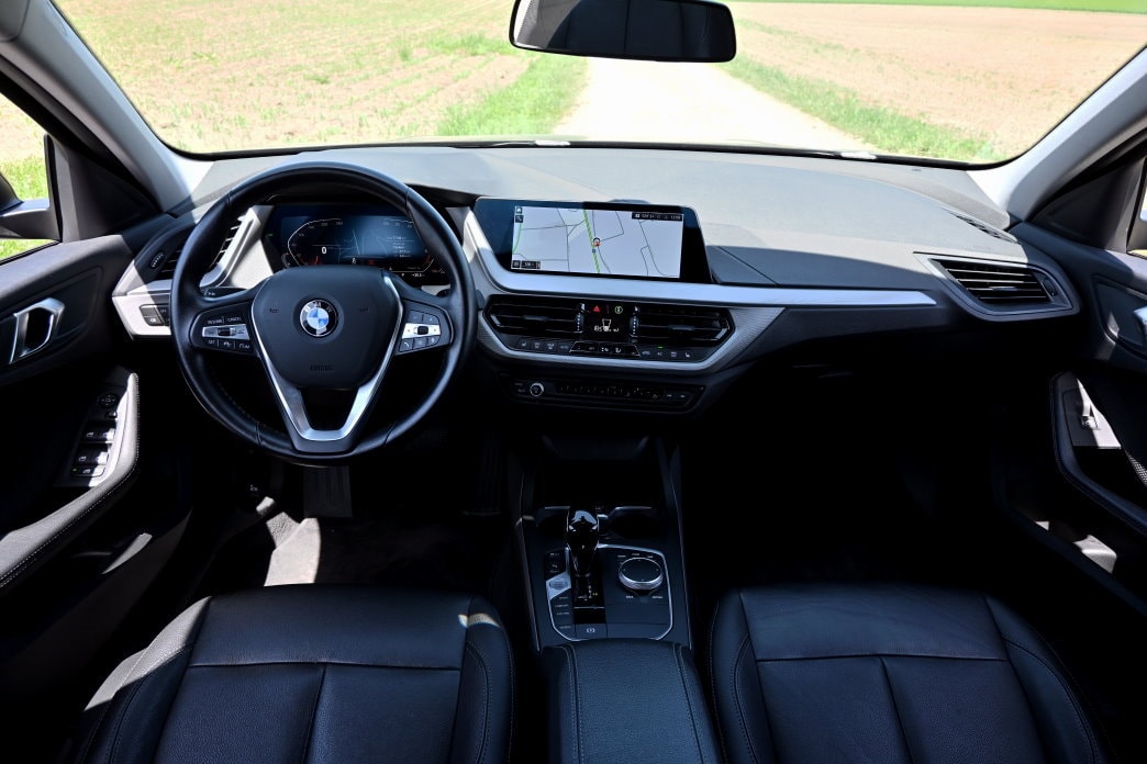 BMW 118i Steptronic-image-5