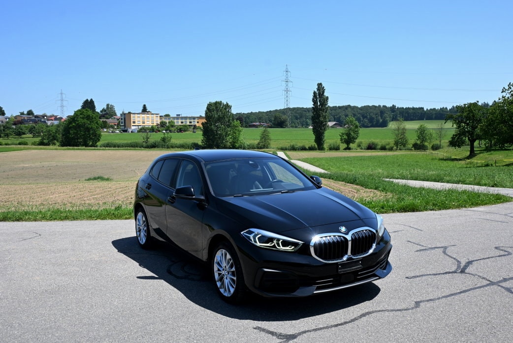 BMW 118i Steptronic-image-1