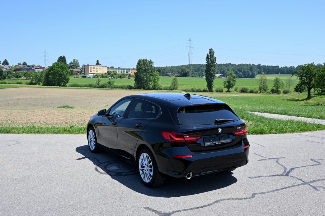 BMW 118i Steptronic-image-3