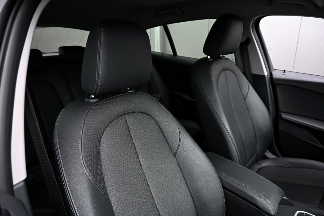 BMW 118i Steptronic-image-5
